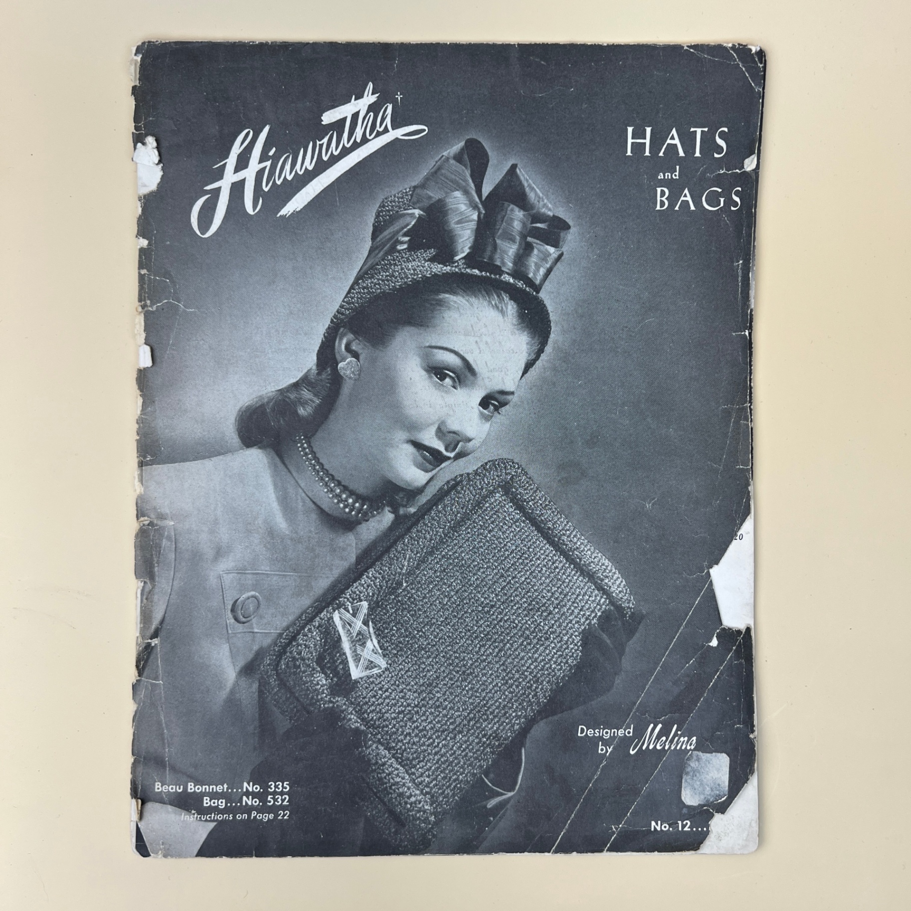 Vintage 1940s Hats and Bags Pattern Booklet Crochet Cordet Straw Hiawatha - image 1 of 6