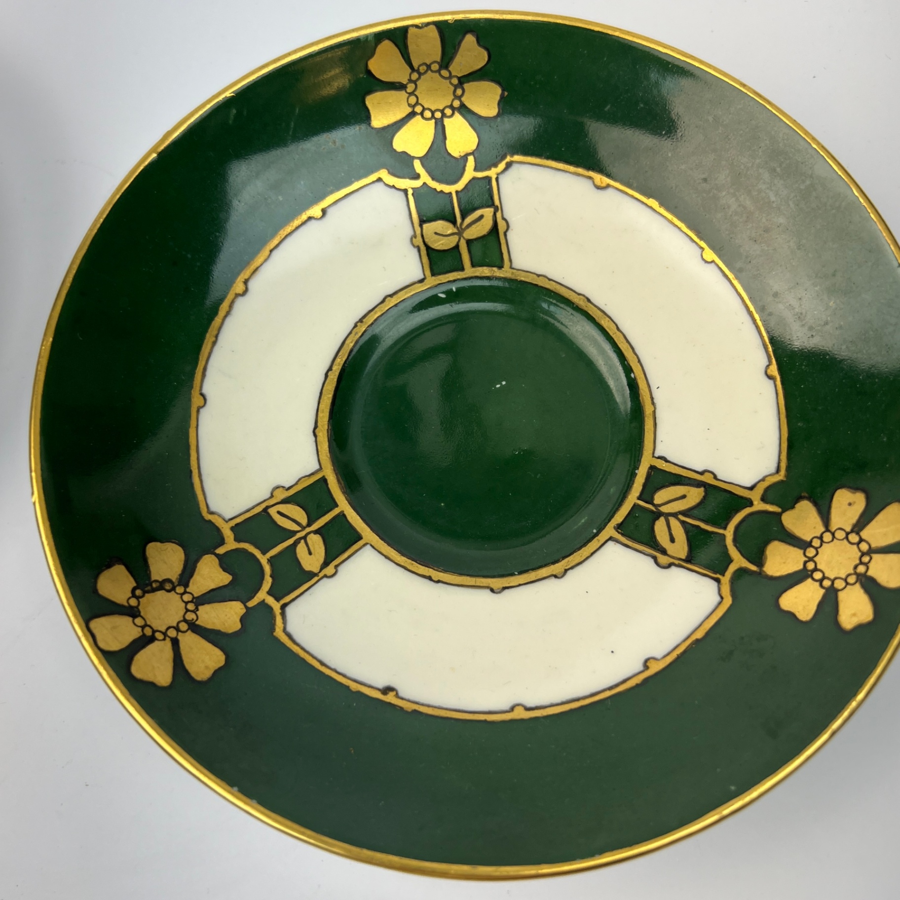 Colclough Irish Themed Hand Painted Teacups and Saucers Green and Gold - image 8 of 10