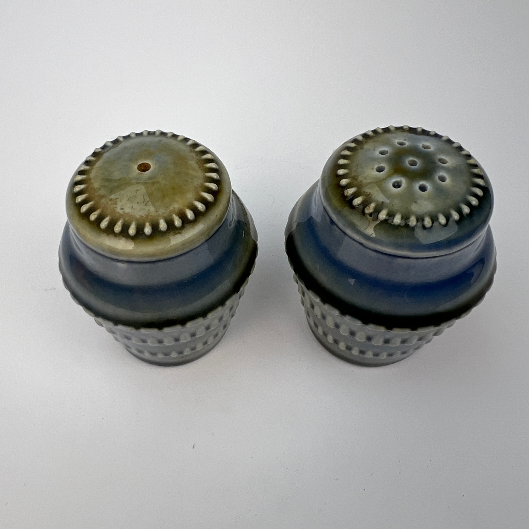 Wade Irish Porcelain Salt and Pepper Shakers Ceramic - image 2 of 4