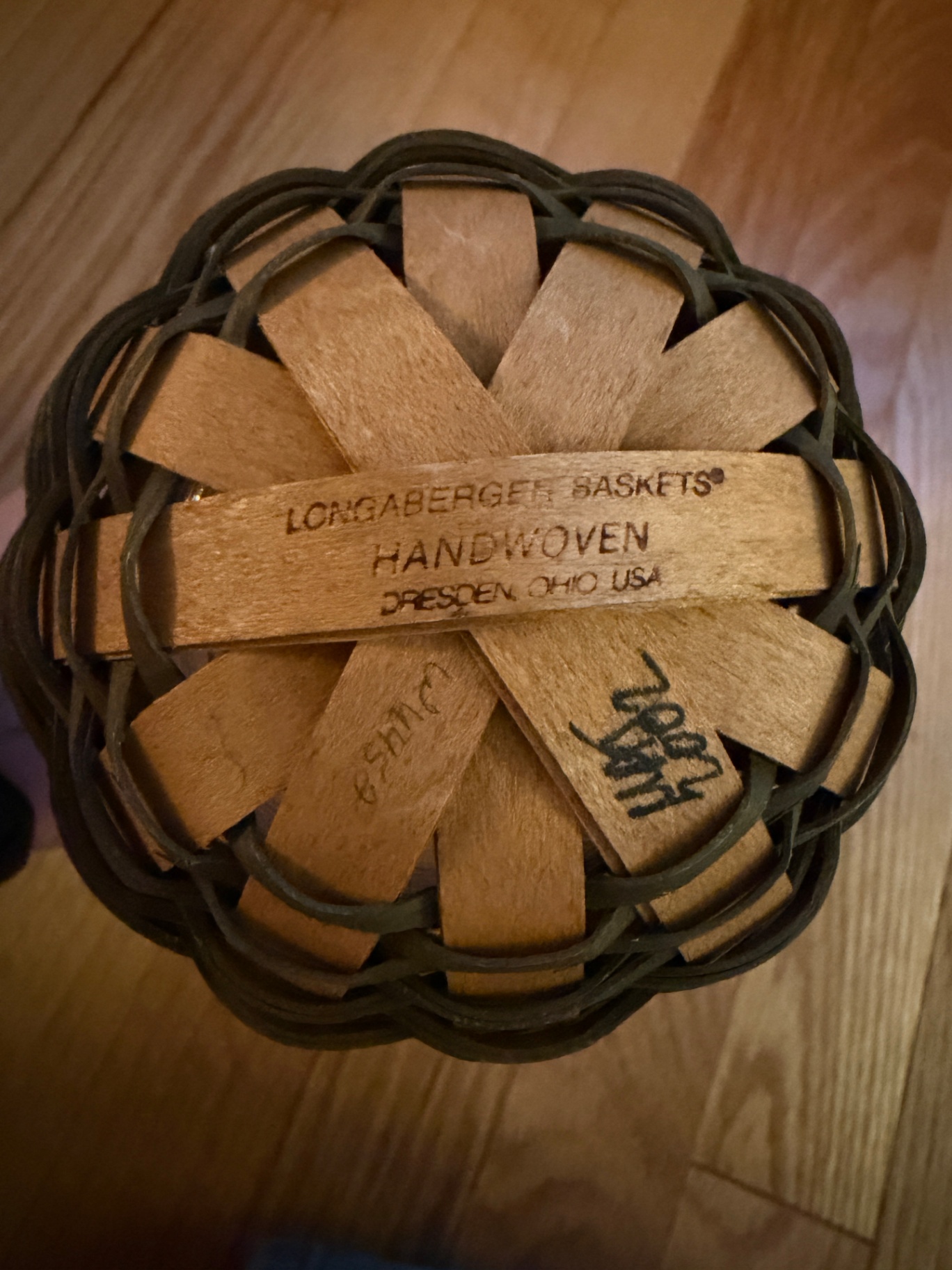 Longaberger Santa's Helper Basket Vintage 2002 - image 3 of 4