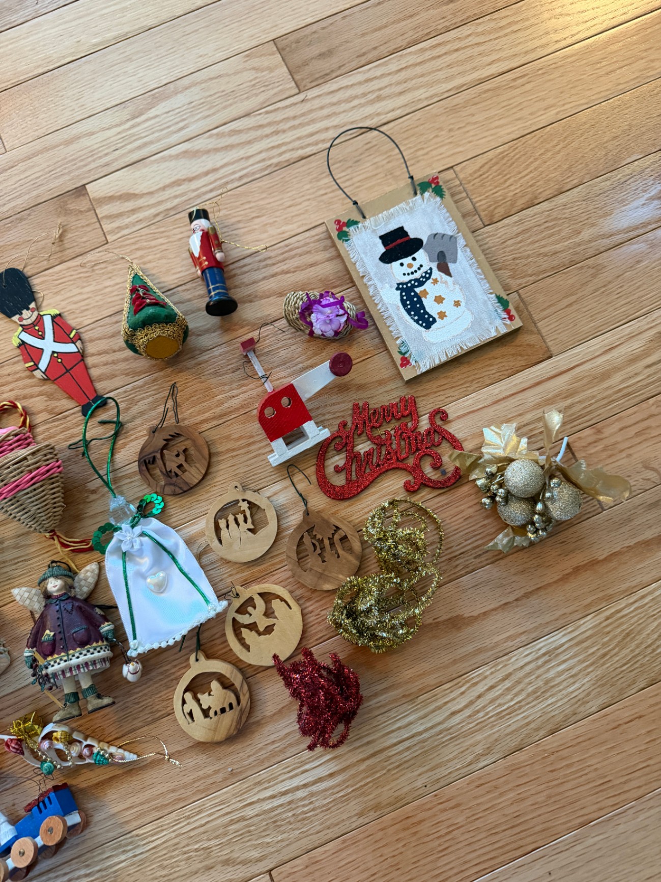 Assorted Vintage Christmas Ornaments - image 4 of 4