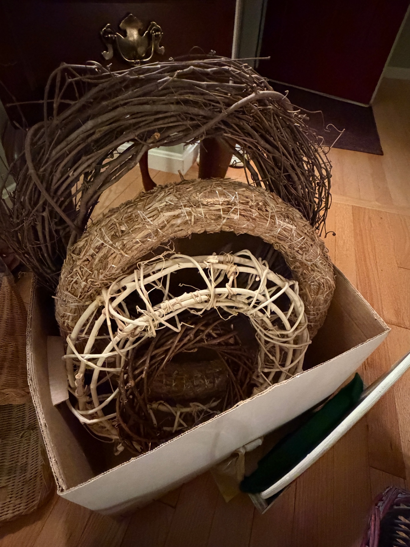 Large Lot of Baskets and Wreaths - image 2 of 9