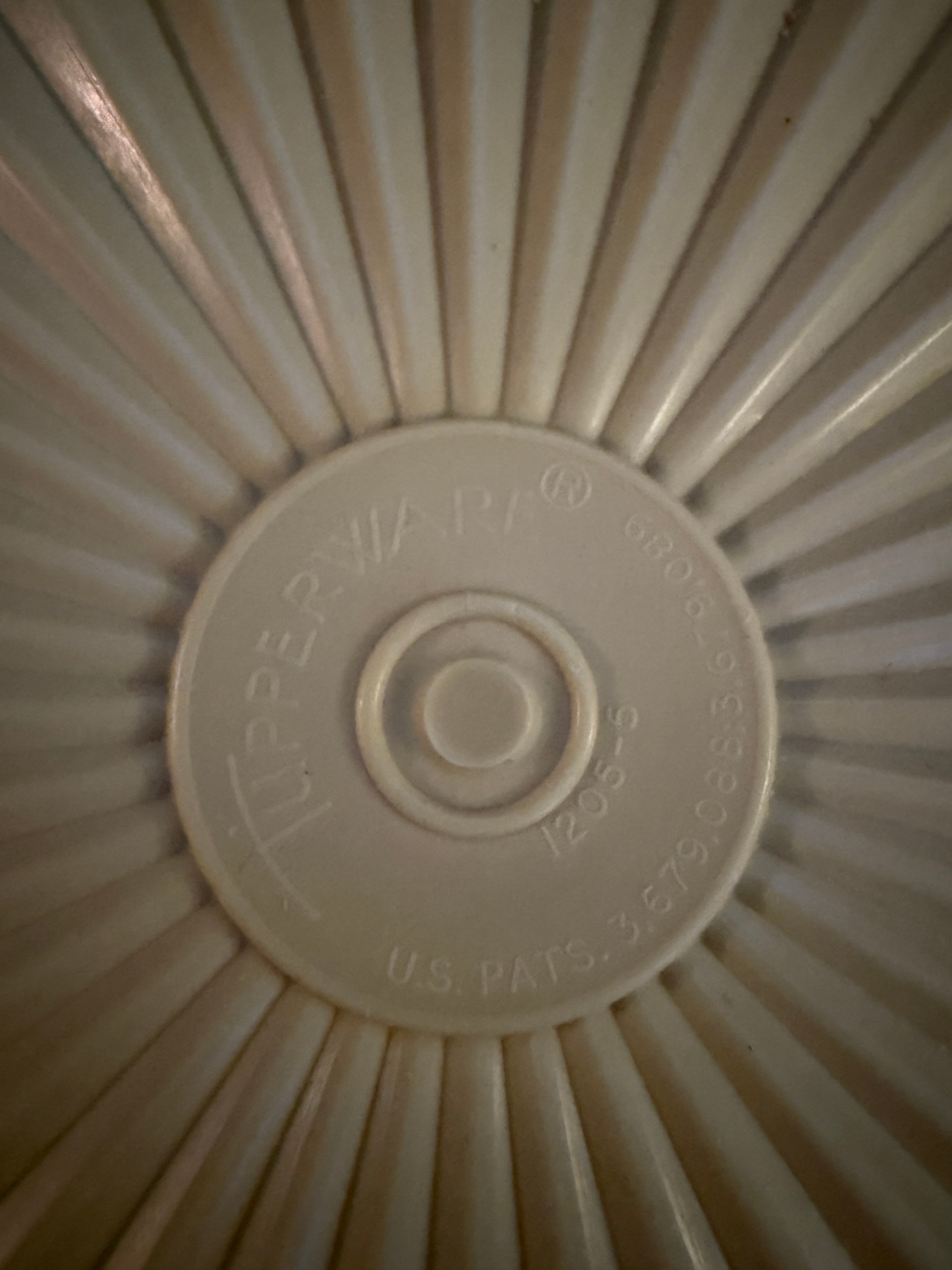Vintage Tupperware with Lids - image 4 of 4