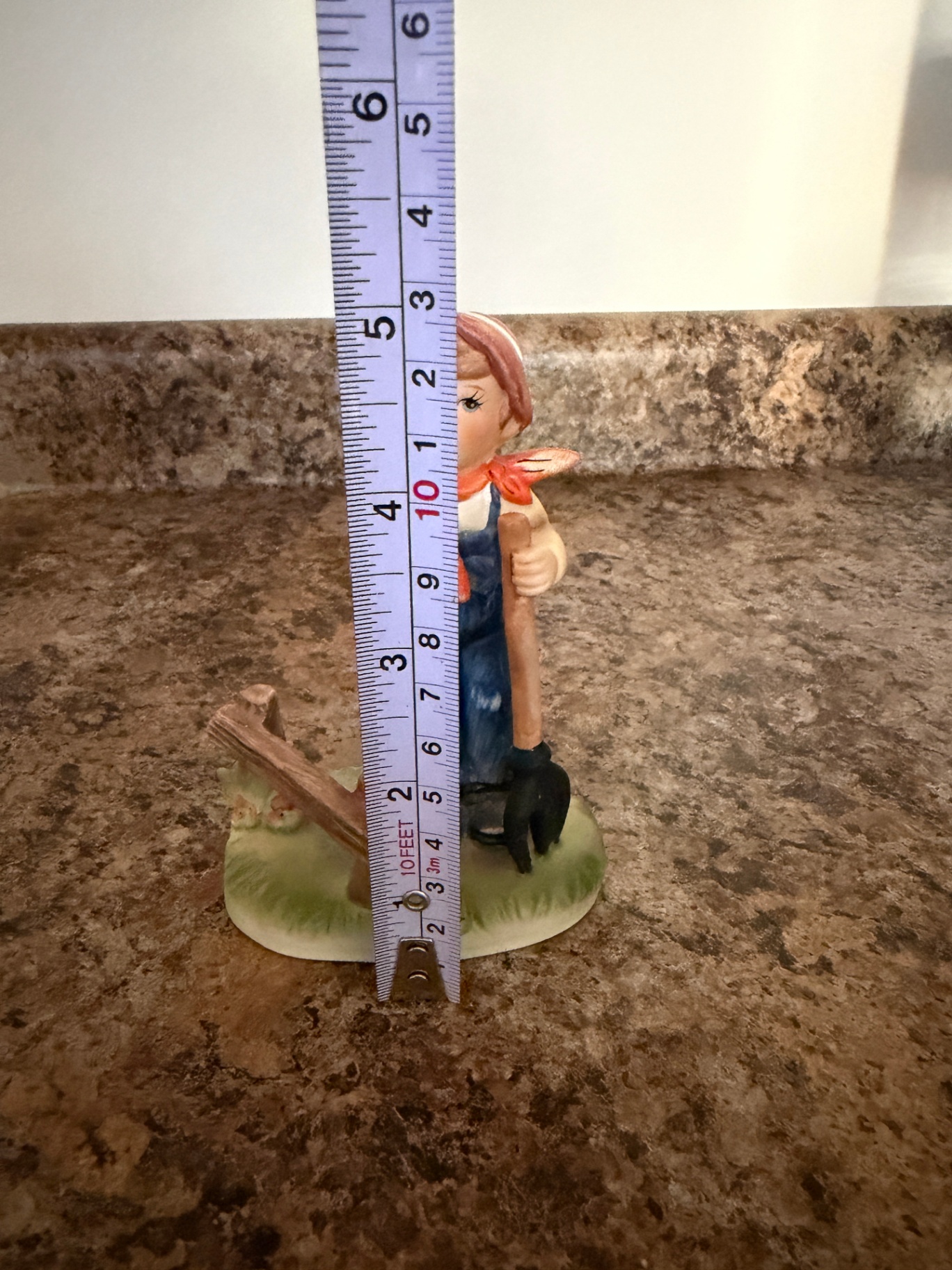 Arnart's Royal Crown Farm Chores Figurine - image 4 of 4