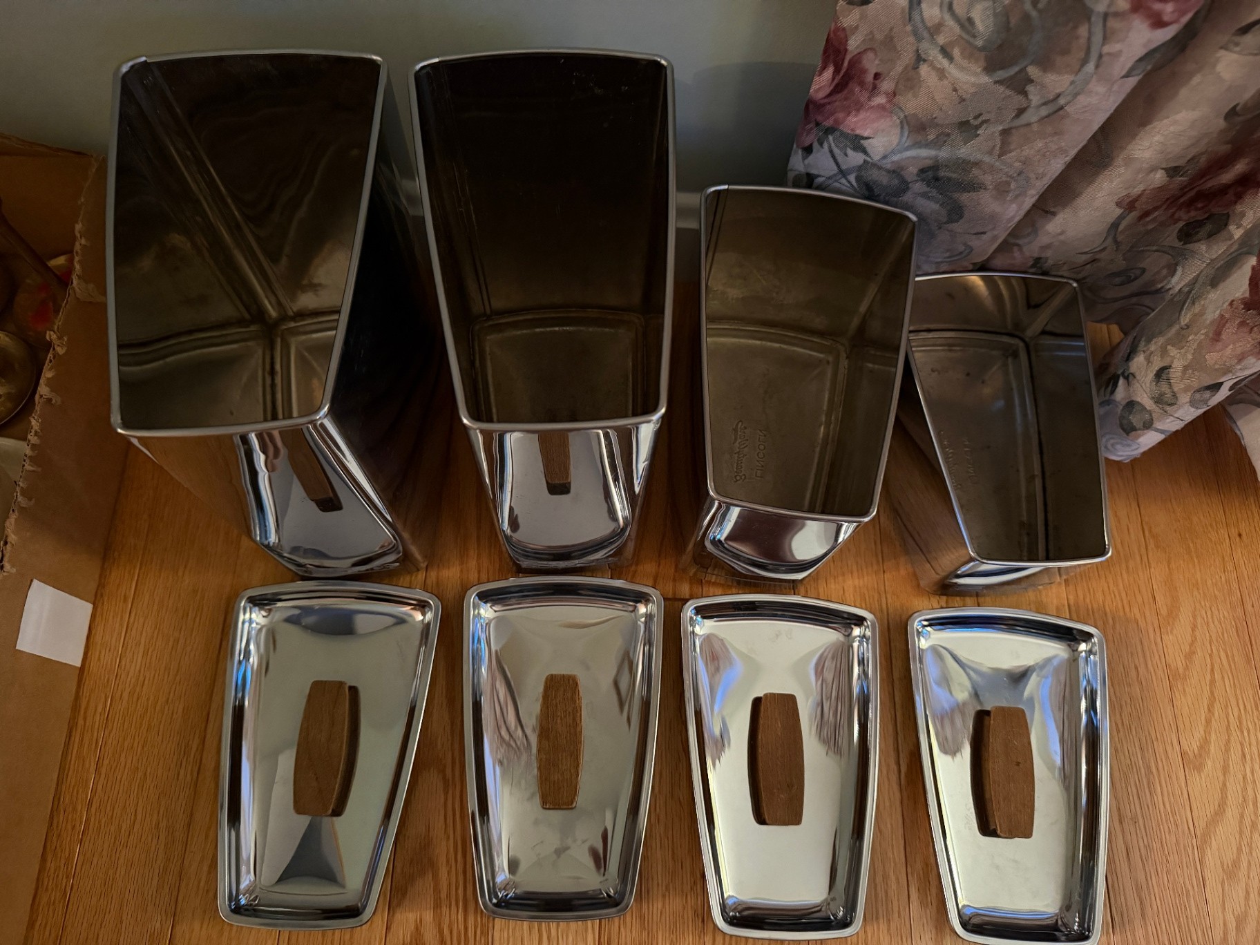 Lincoln Beautyware Vintage Canisters - image 2 of 3