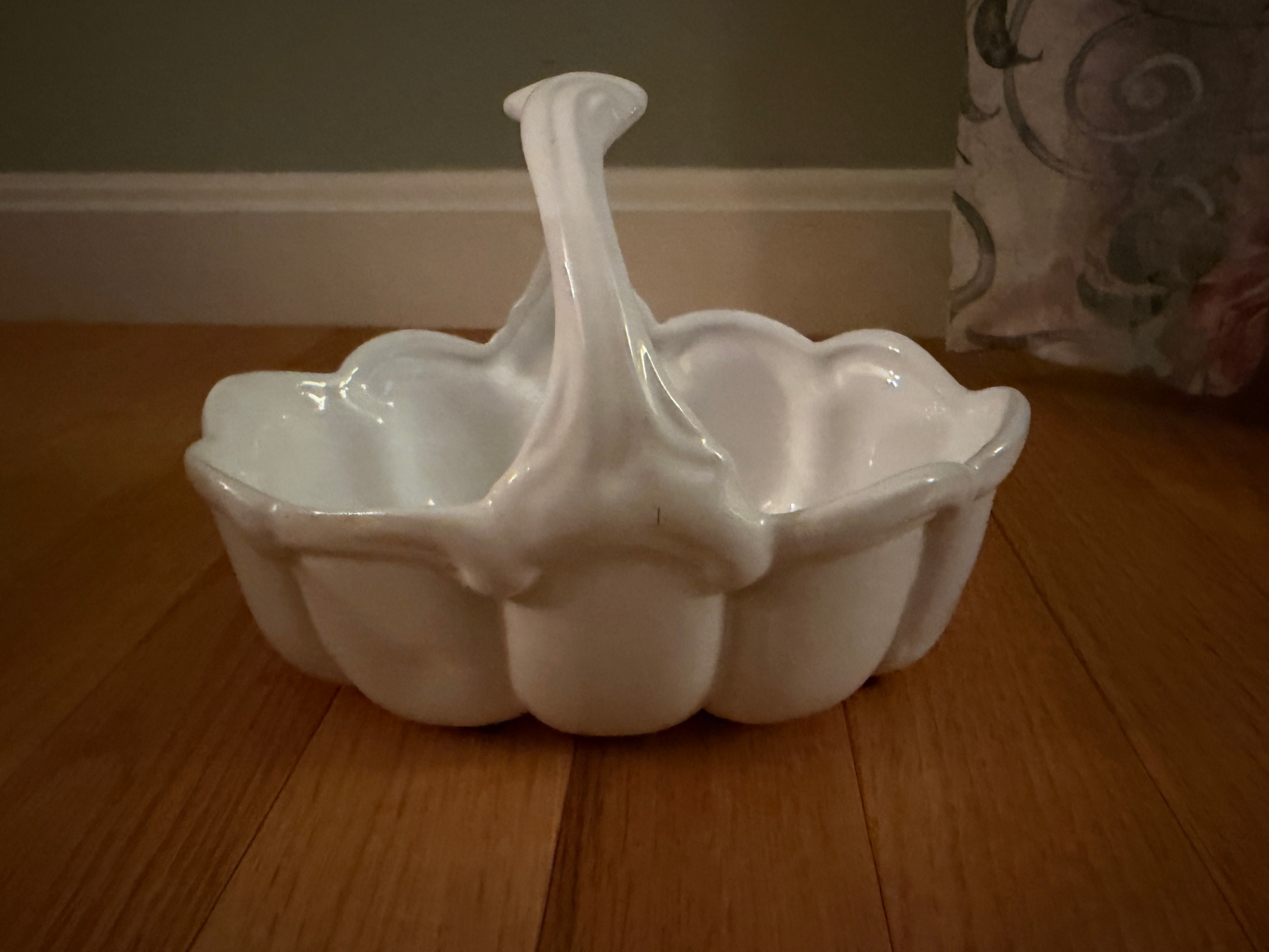 Ceramic Basket Jay Willfred Line Portugal Andrea by Sadek - image 1 of 3