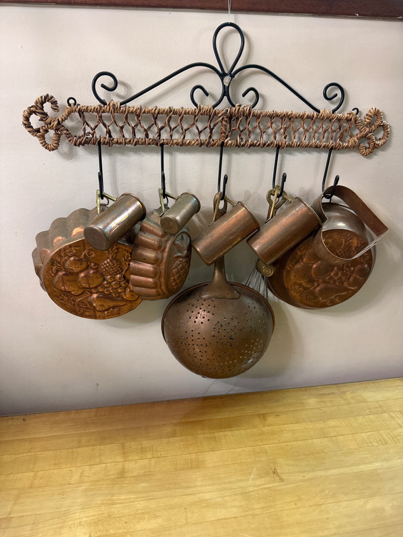 Copper Kitchenware on a Braided Rope Rack - image 1 of 2