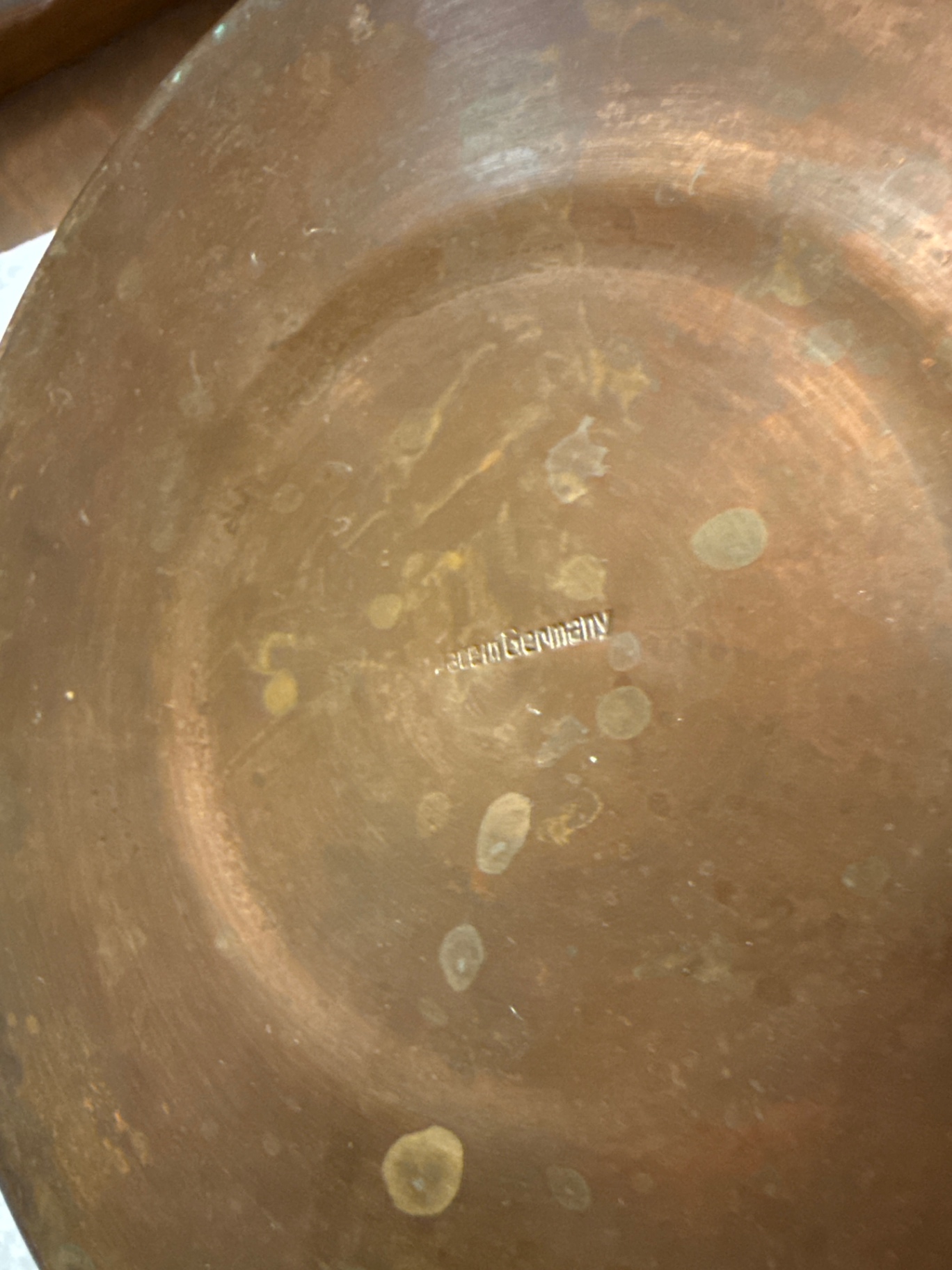 Two vintage metal kettles - image 3 of 3