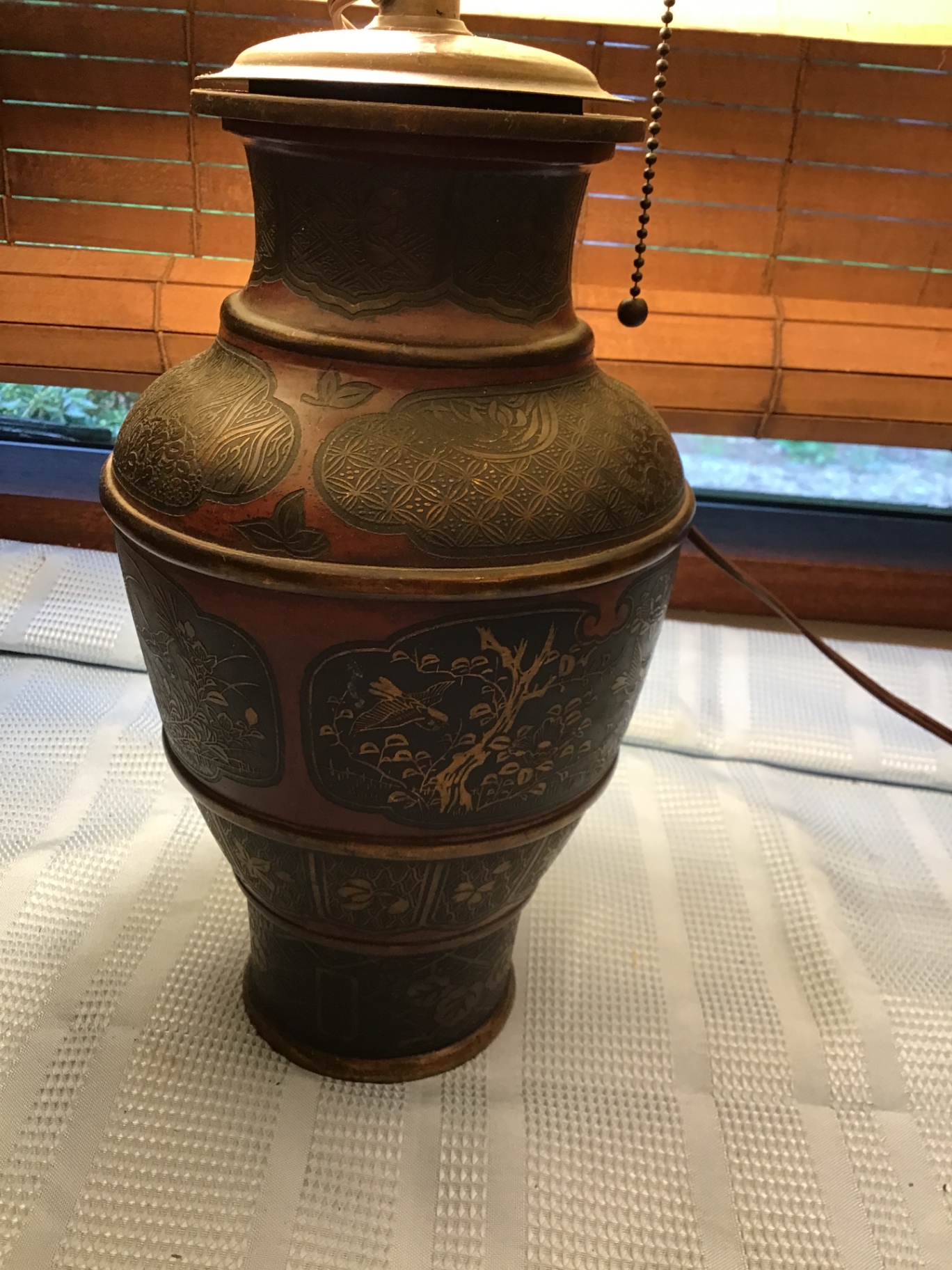 Pair of decorative table lamps - image 2 of 4