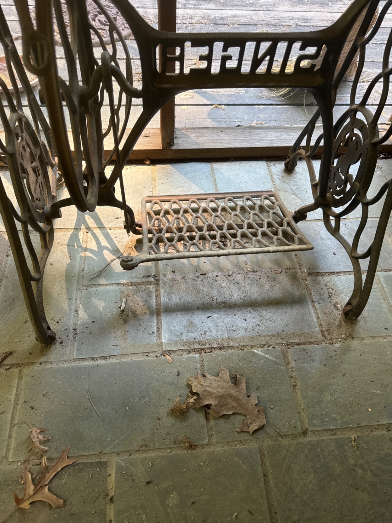 Vintage Singer treadle sewing machine table with stone top - image 3 of 3
