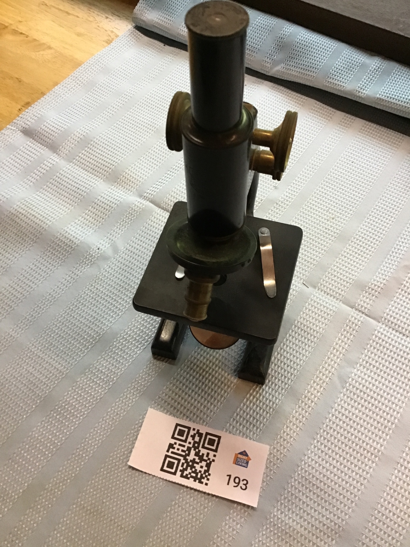 Vintage microscope with brass adjustment knobs - image 1 of 4