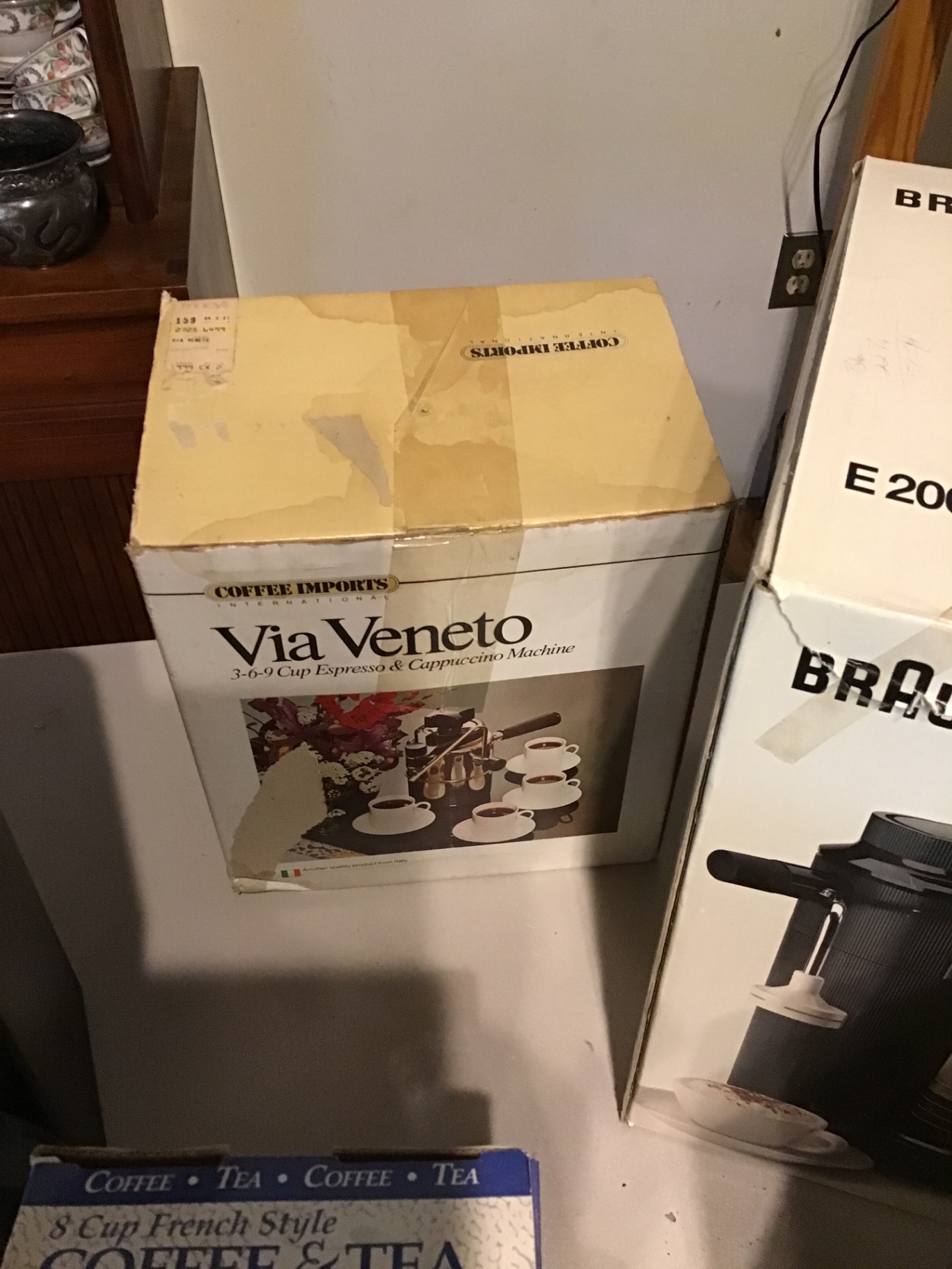 Espresso machines and coffee accessories - image 4 of 4