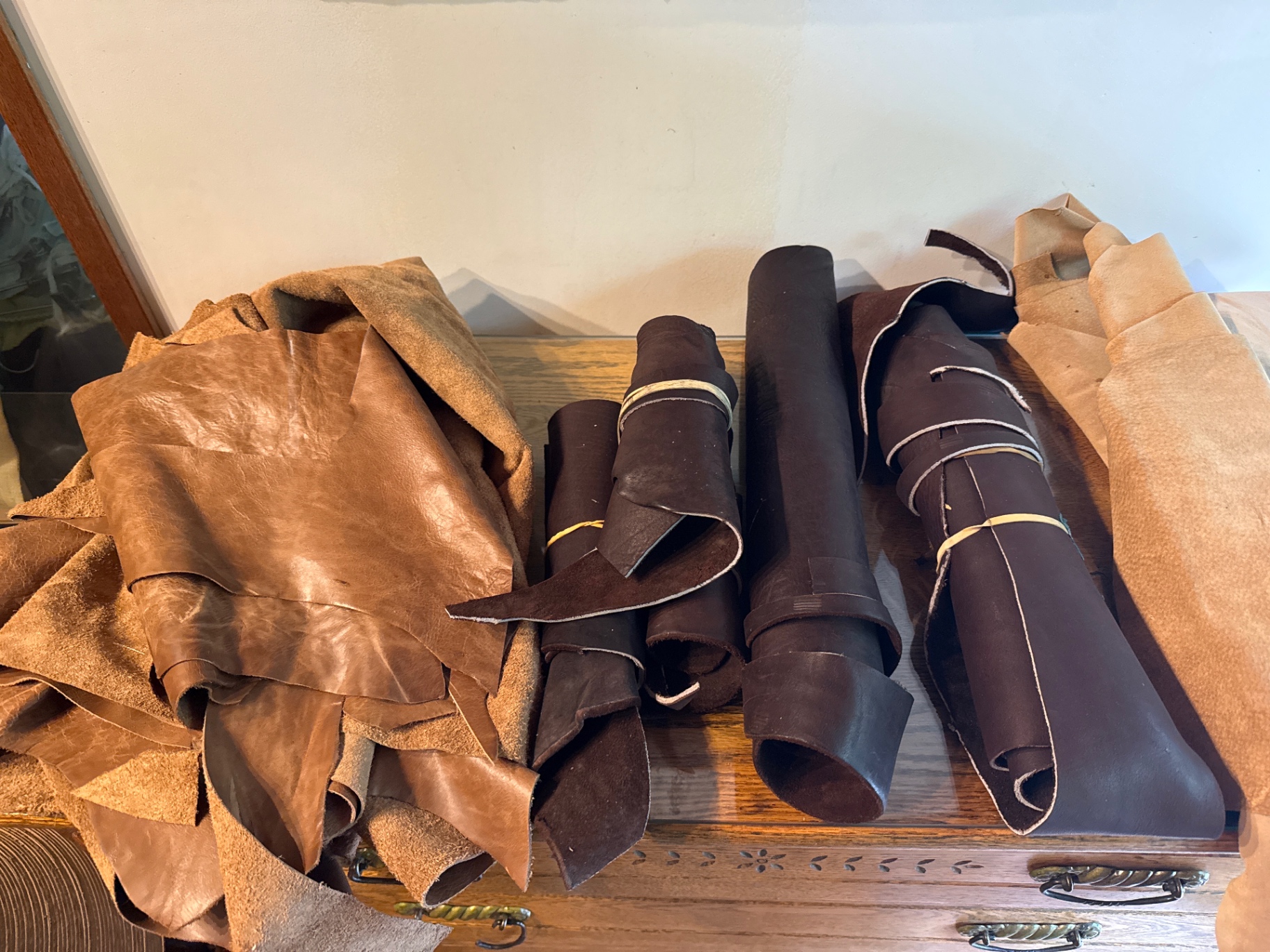 Leather pieces and strips - image 1 of 2