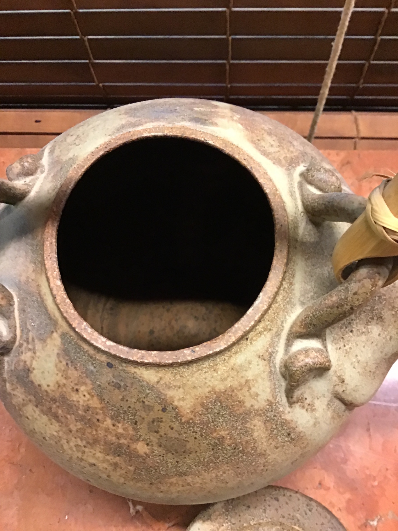 Stoneware Kettle with Bamboo Handle - image 3 of 3