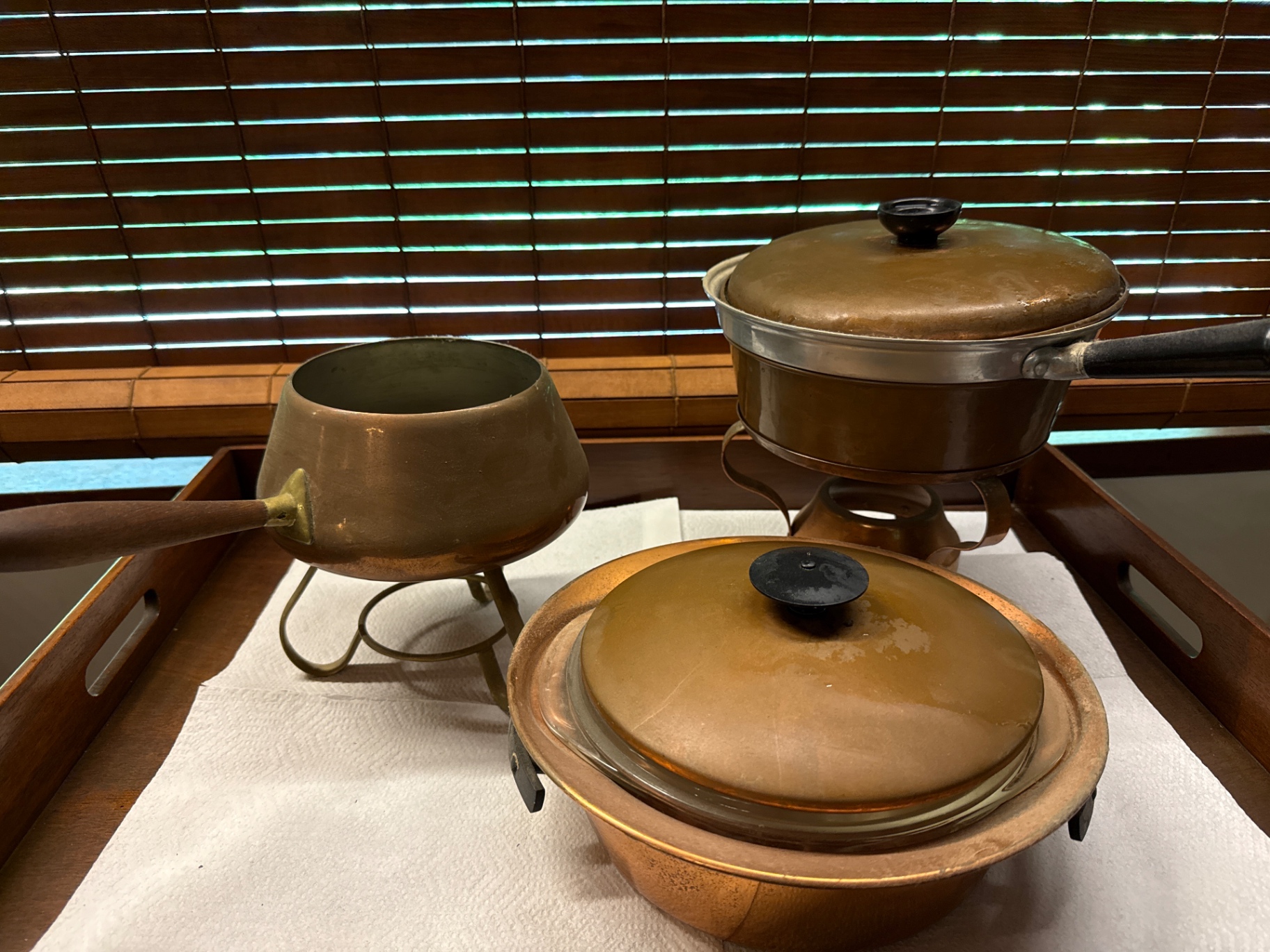 Copper cookware set with glass-lidded dish - image 1 of 3