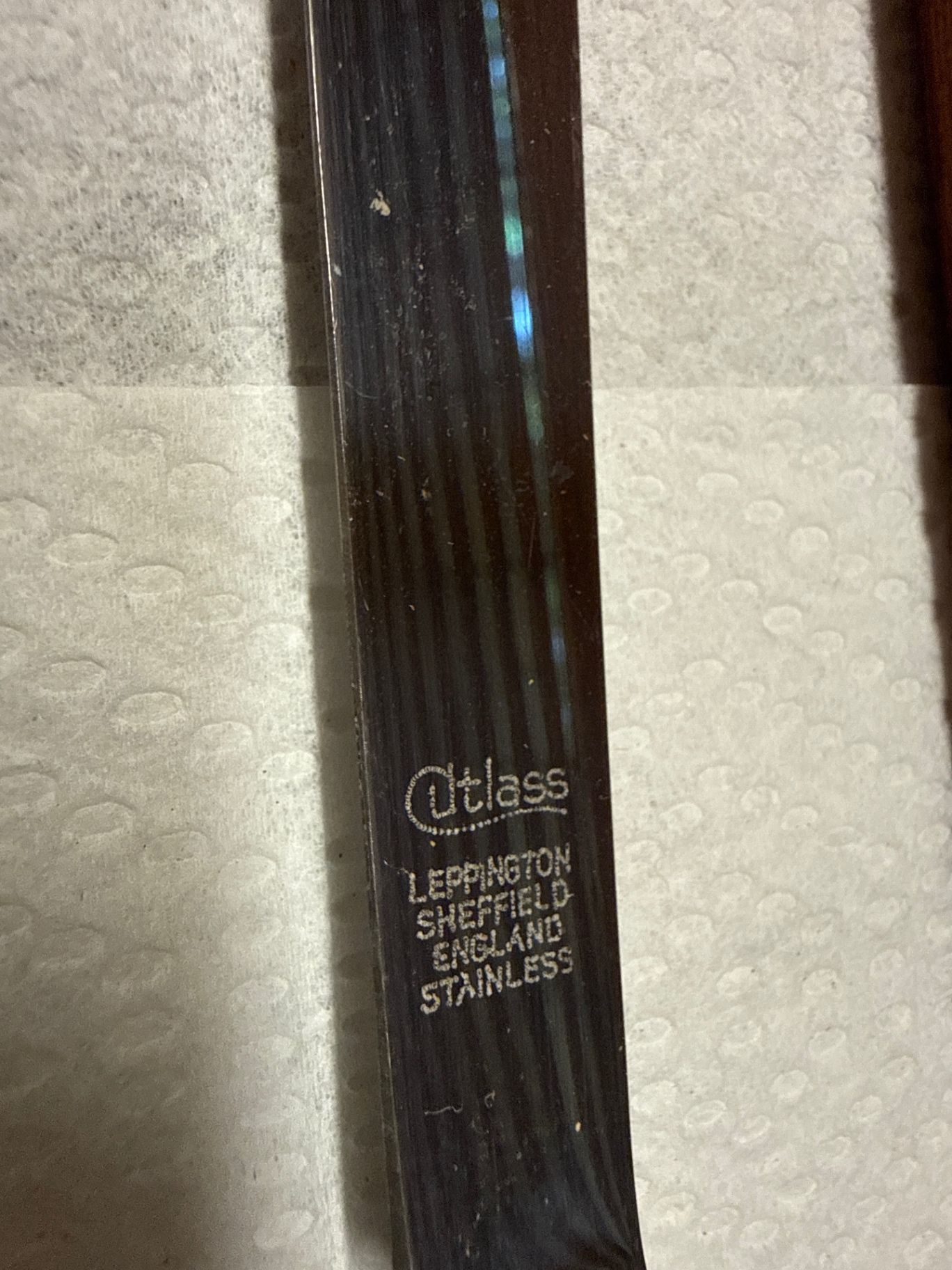 Wooden knife block with stainless steel kitchen knives - image 3 of 3