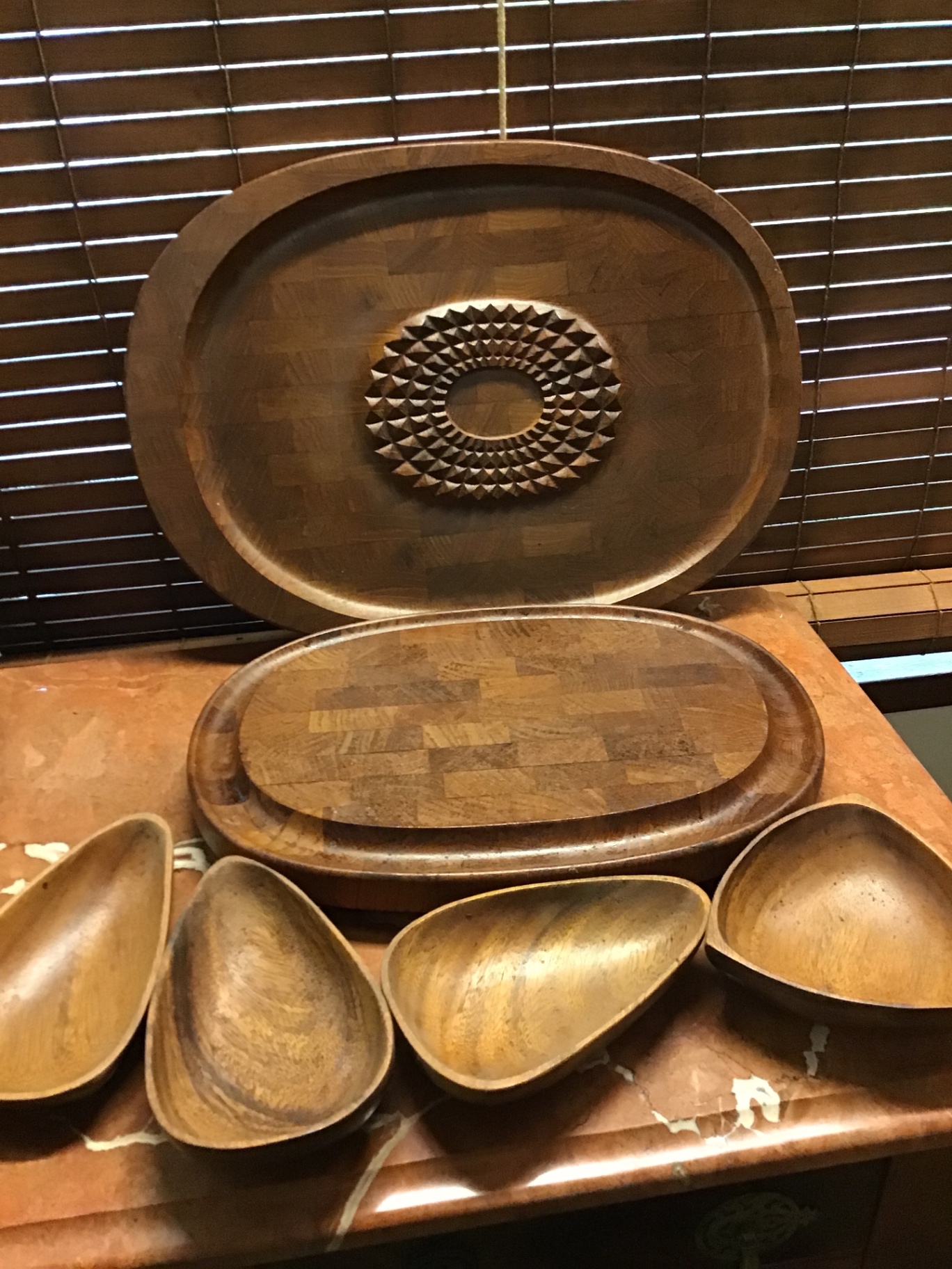 Wooden serving bowls and boards - image 1 of 1