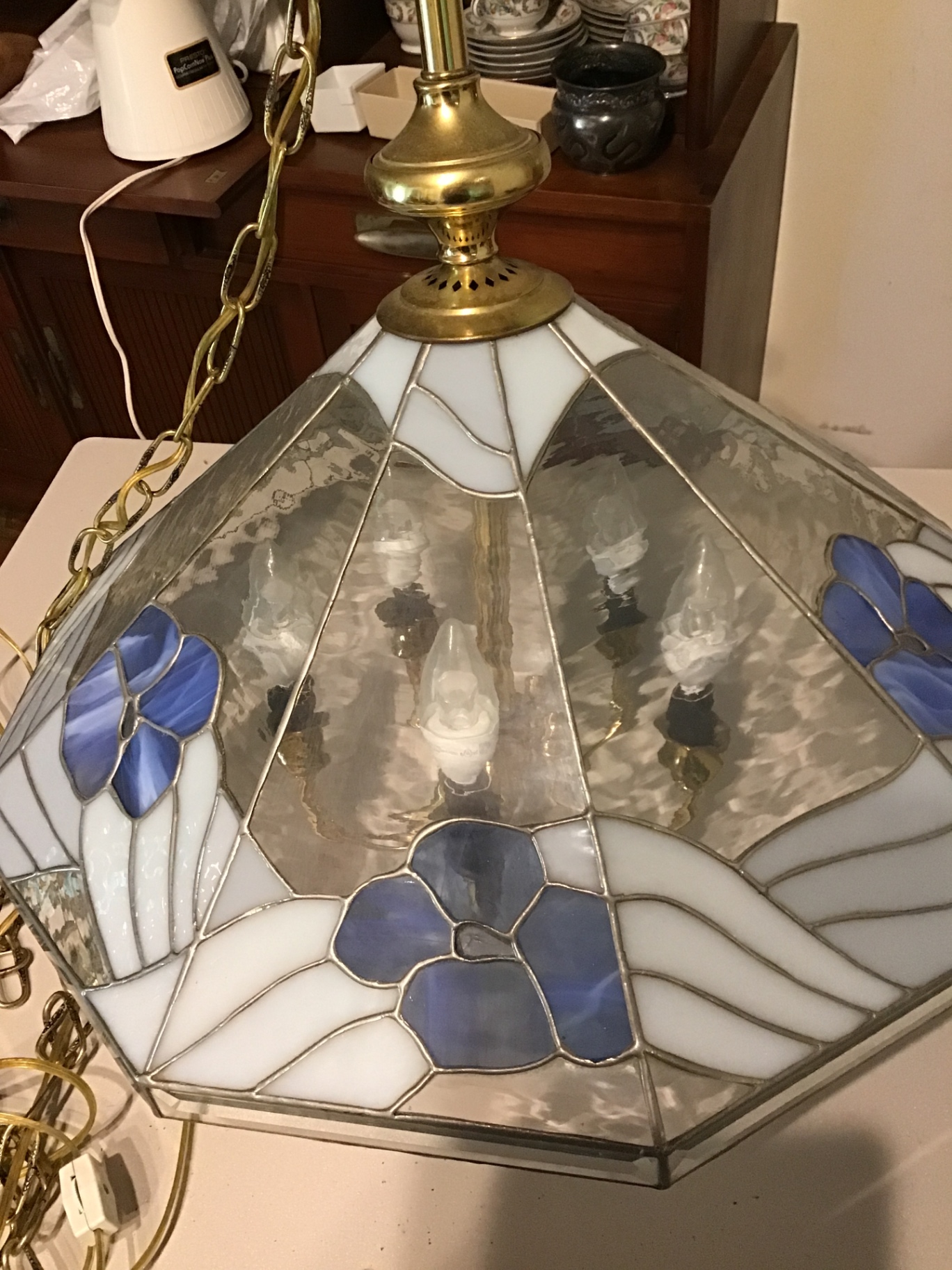 Tiffany-style stained glass pendant lamp - image 2 of 2