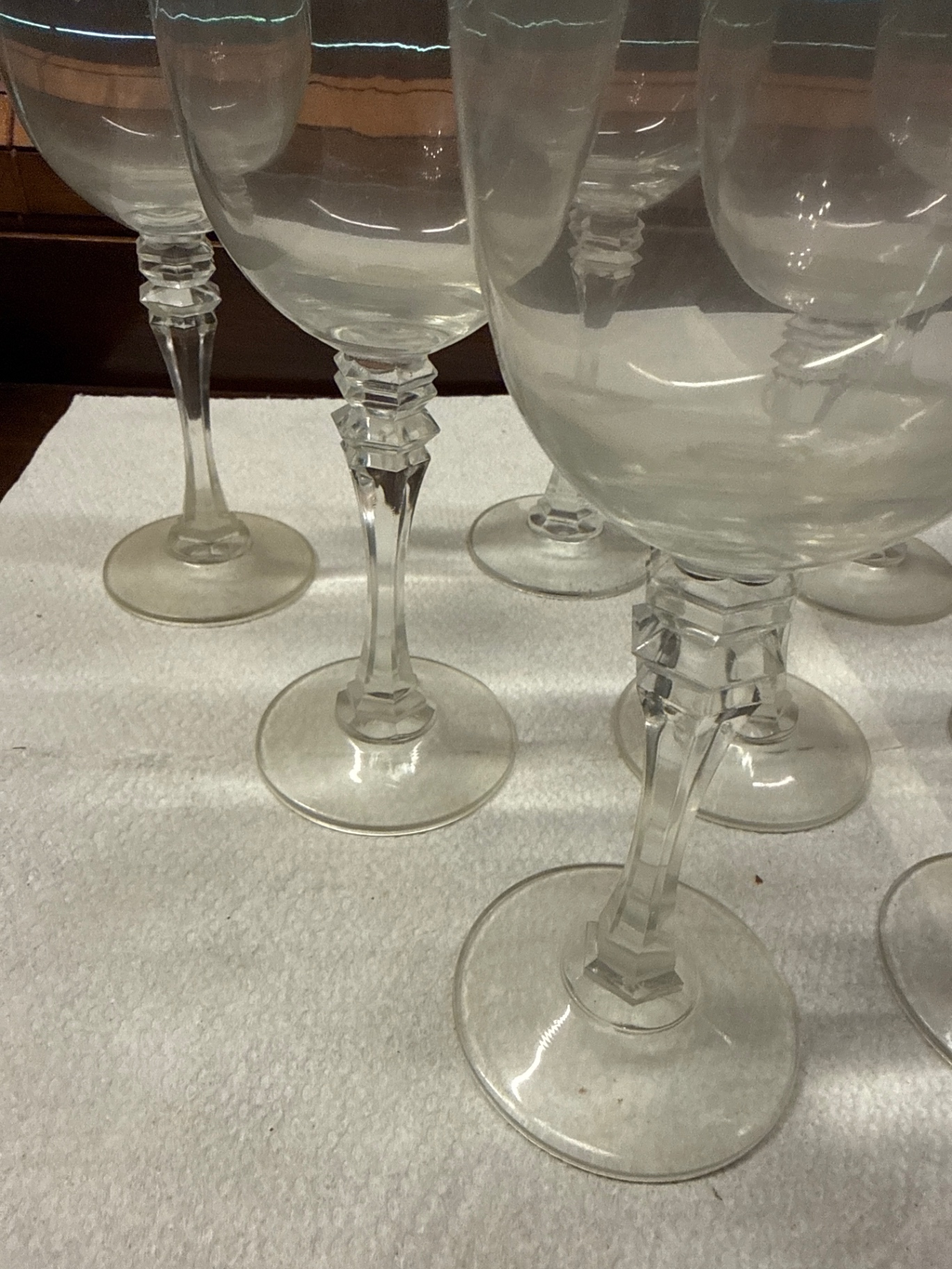 Set of crystal wine glasses with faceted stems - image 2 of 2