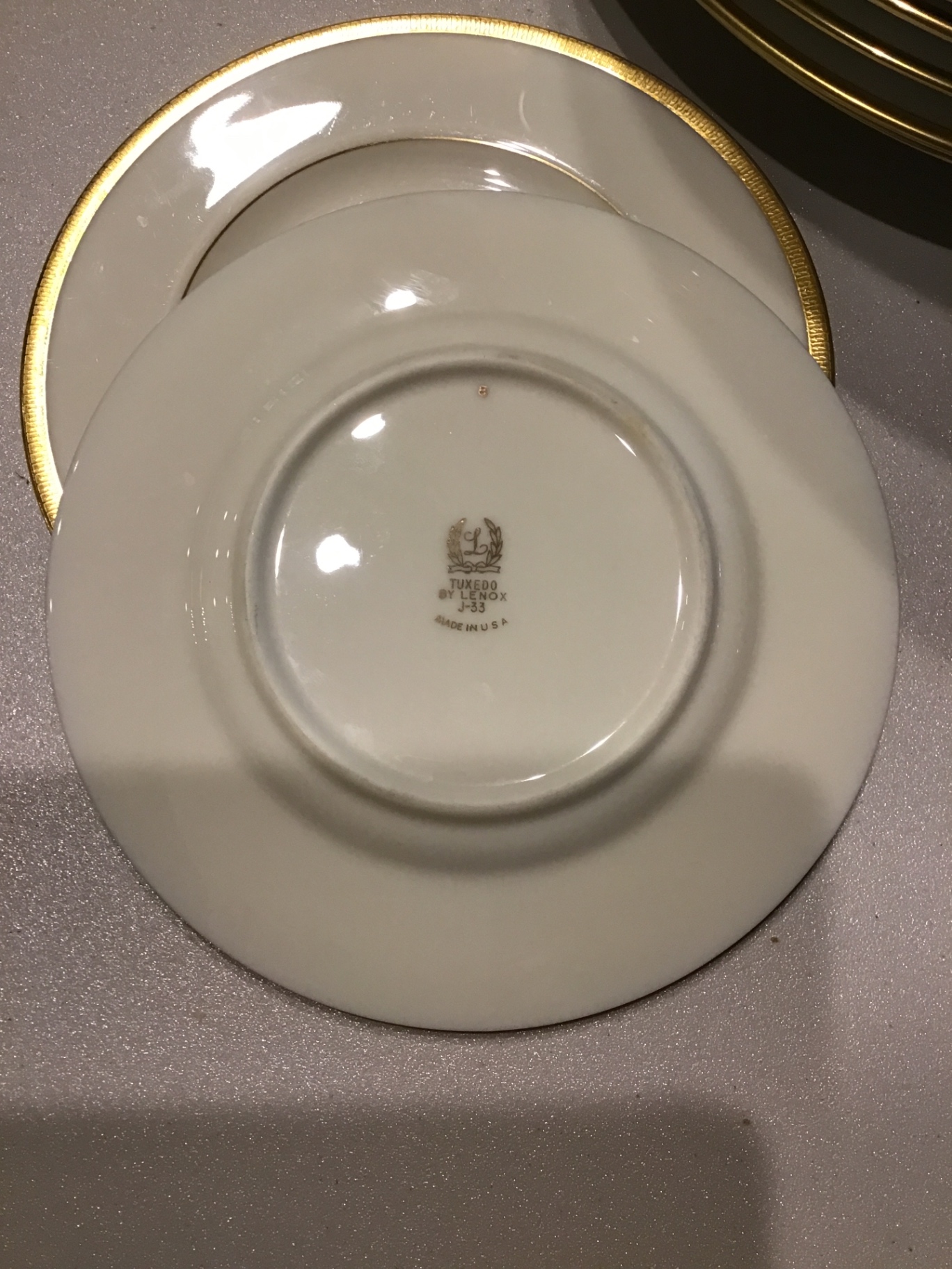 White porcelain dinnerware set with gold trim (plates and bowls) - image 2 of 3