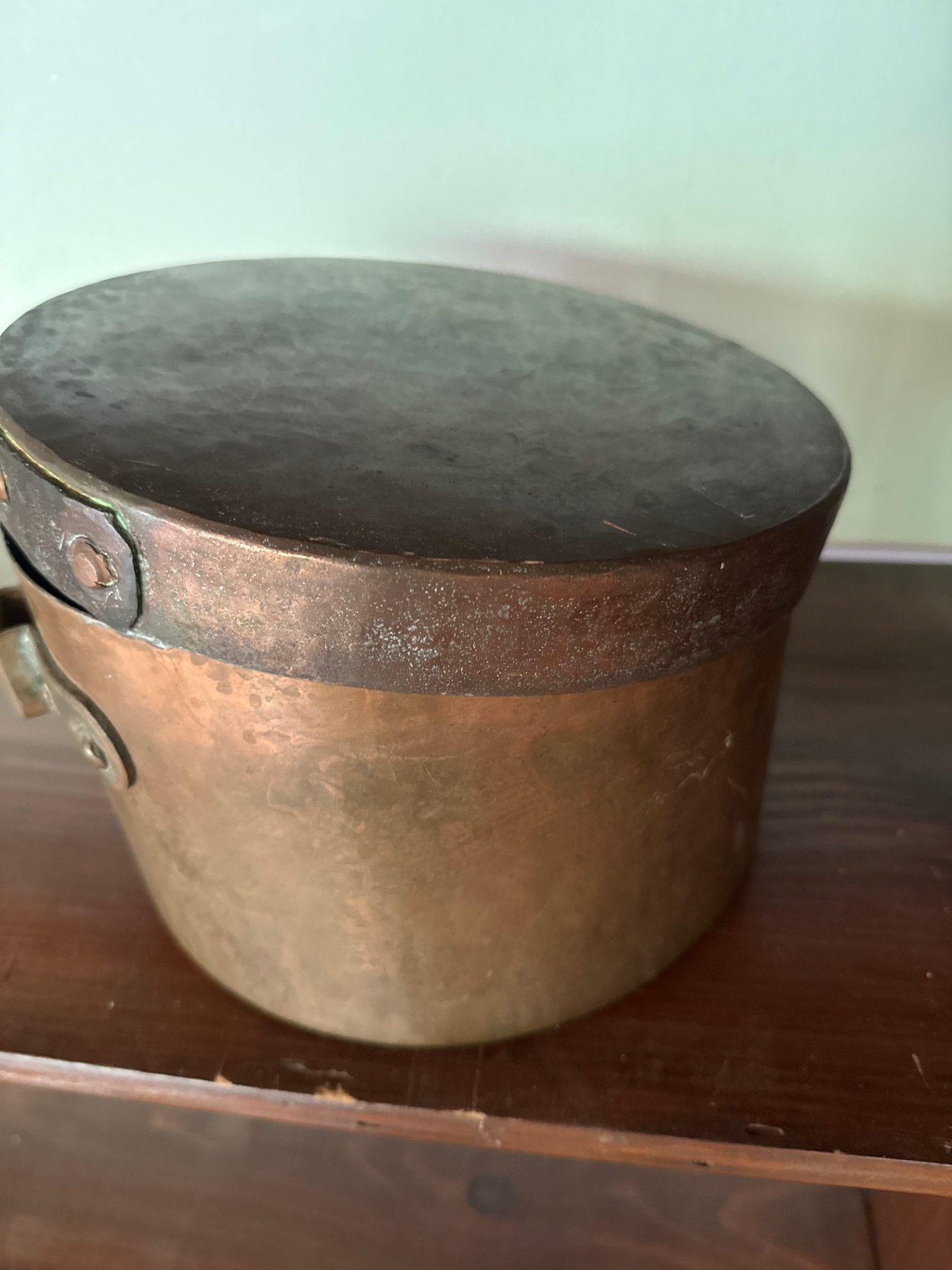 Vintage copper pot with hinged lid - image 2 of 3