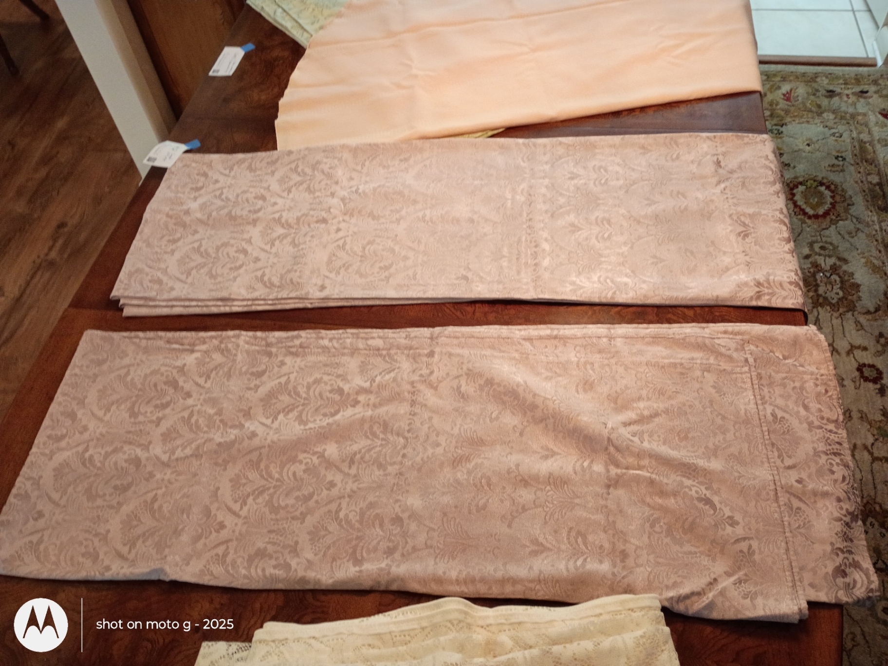 Assorted Table Linens, Placemats, and Decorative Doilies - image 14 of 18