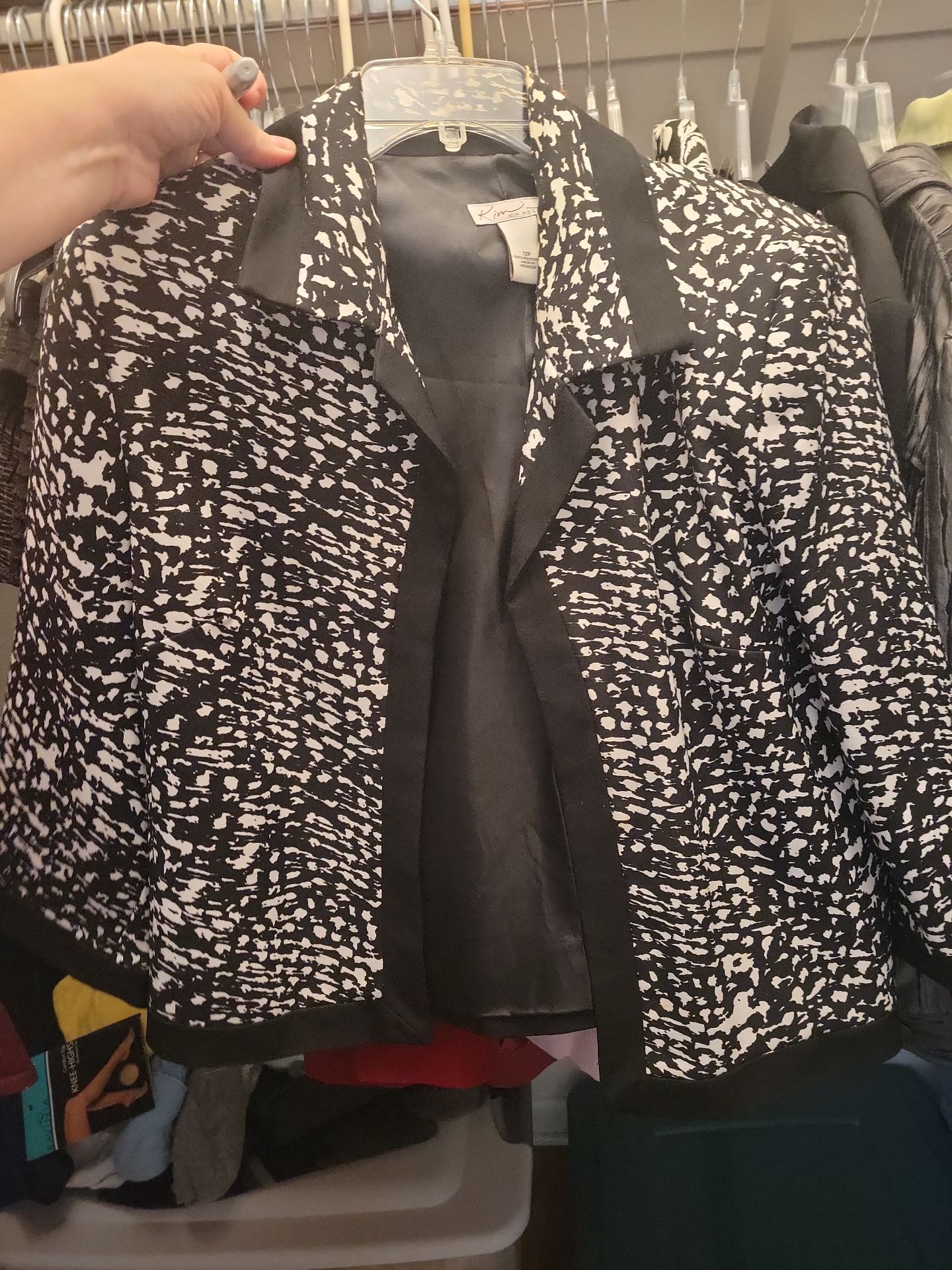 Assorted Women's Clothing and Jackets - image 6 of 18
