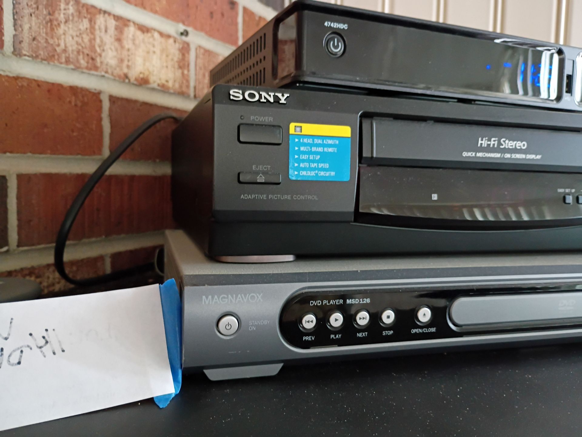 Sony VHS VCR and Magnavox DVD Player - image 3 of 4