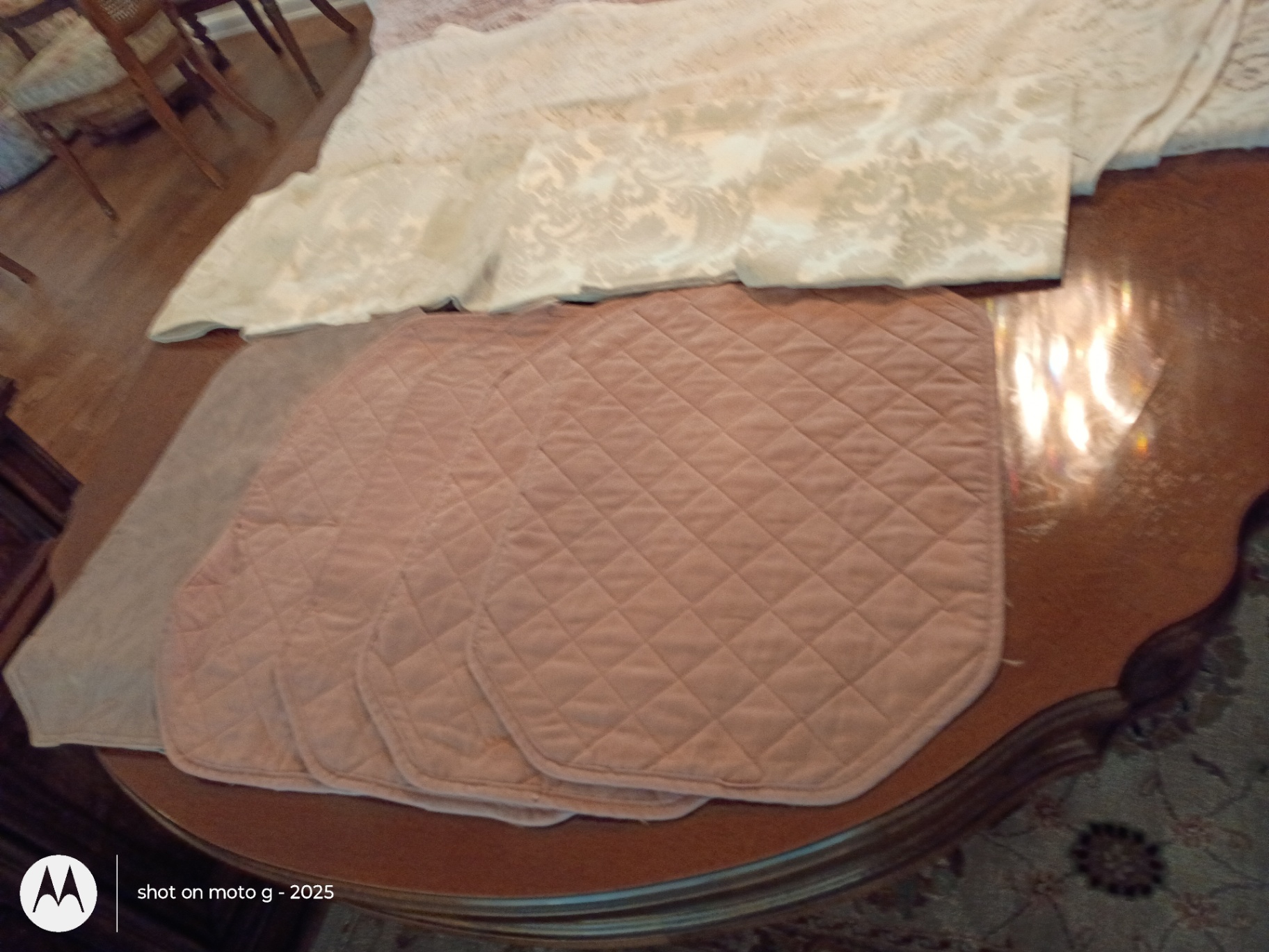 Assorted Table Linens, Placemats, and Decorative Doilies - image 5 of 18