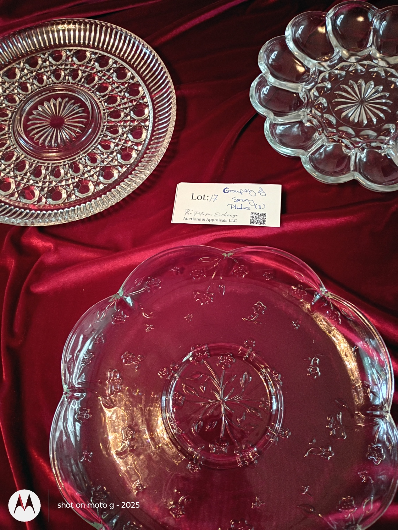 Set of Three Clear Glass Serving Platters - image 1 of 4