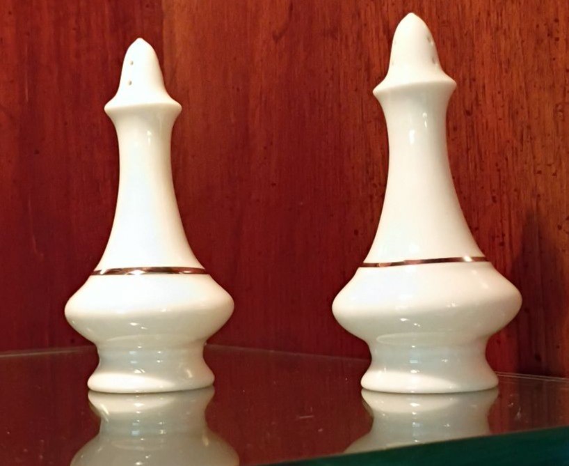Lenox Serving Bowls and Salt and Pepper Shakers - image 4 of 7