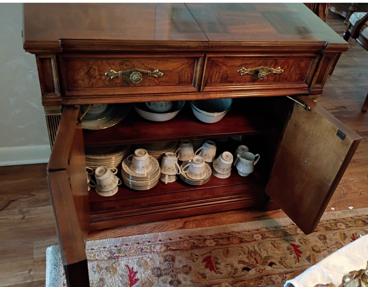 White Fine Furniture Expandable Sideboard Cabinet - image 8 of 9