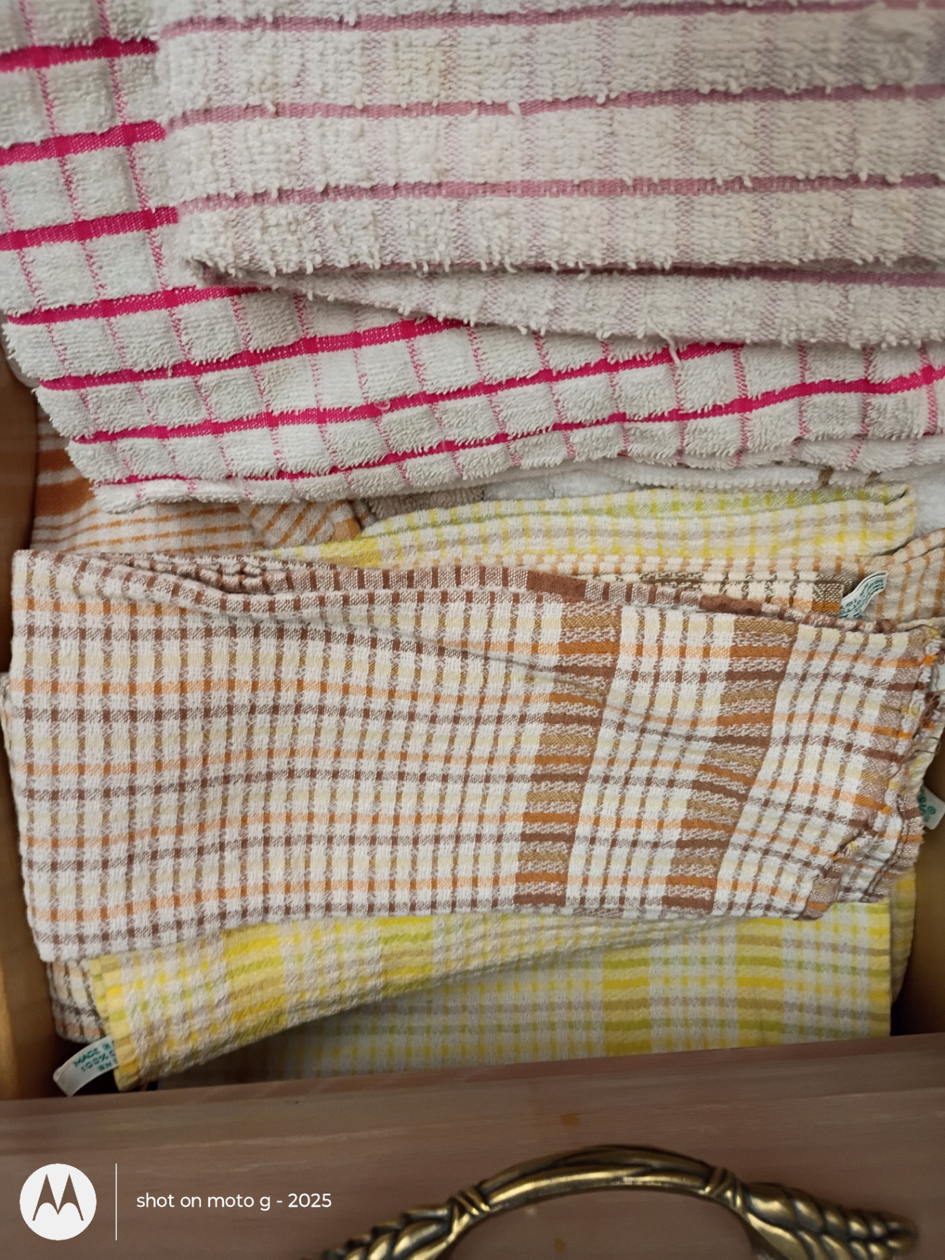 Assorted Kitchen Towels and Plastic Wrap Boxes - image 1 of 5