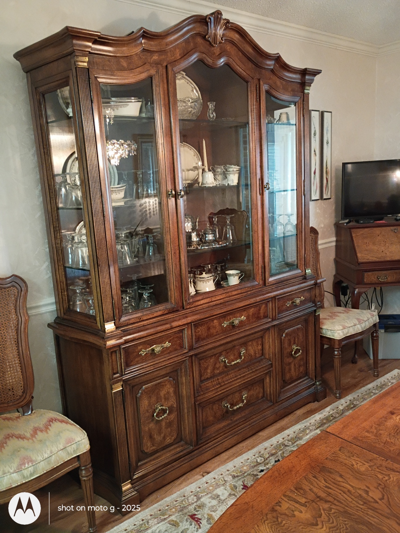 White Furniture Co. China Hutch Cabinet - image 2 of 8