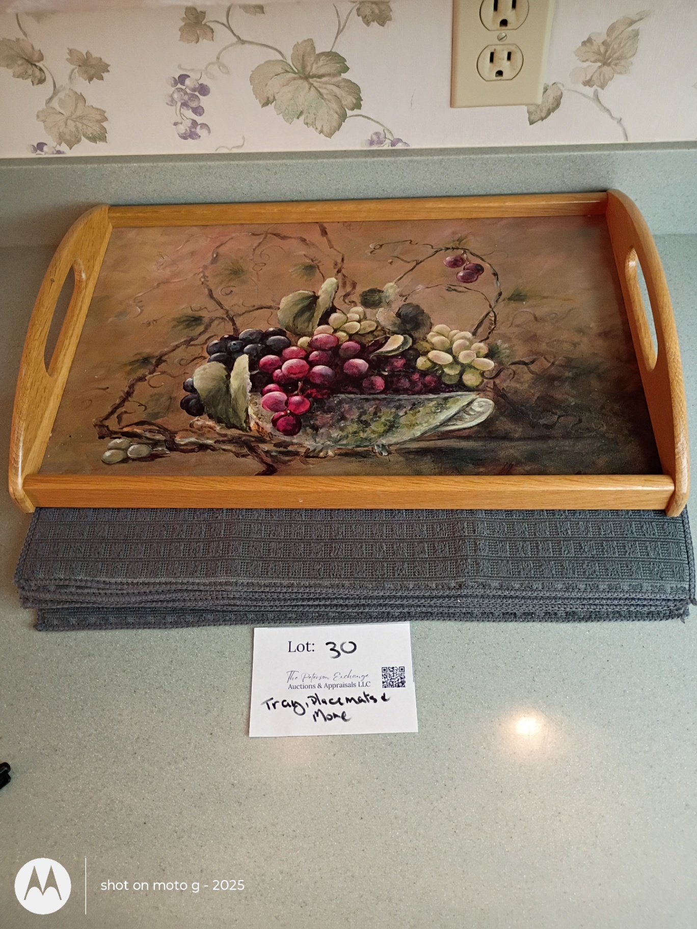 Decorative Serving Tray, Placemats, and Assorted Table Accessories - image 4 of 5