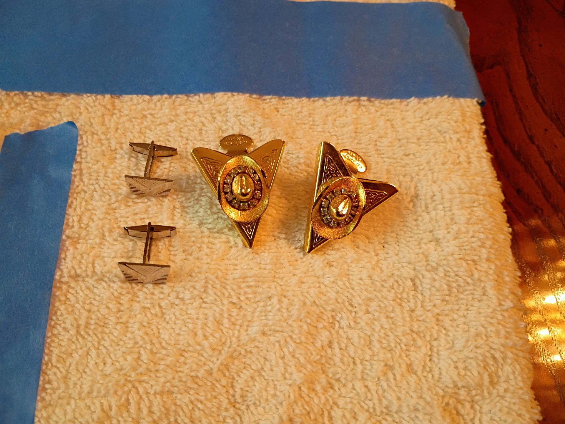 Two Pairs of Vintage Cufflinks - image 4 of 4