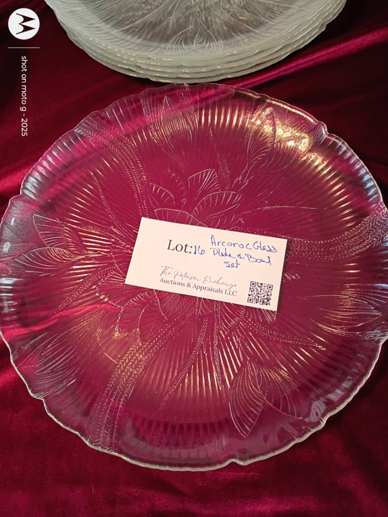 Arcoroc Glass Dinnerware Set - image 7 of 8