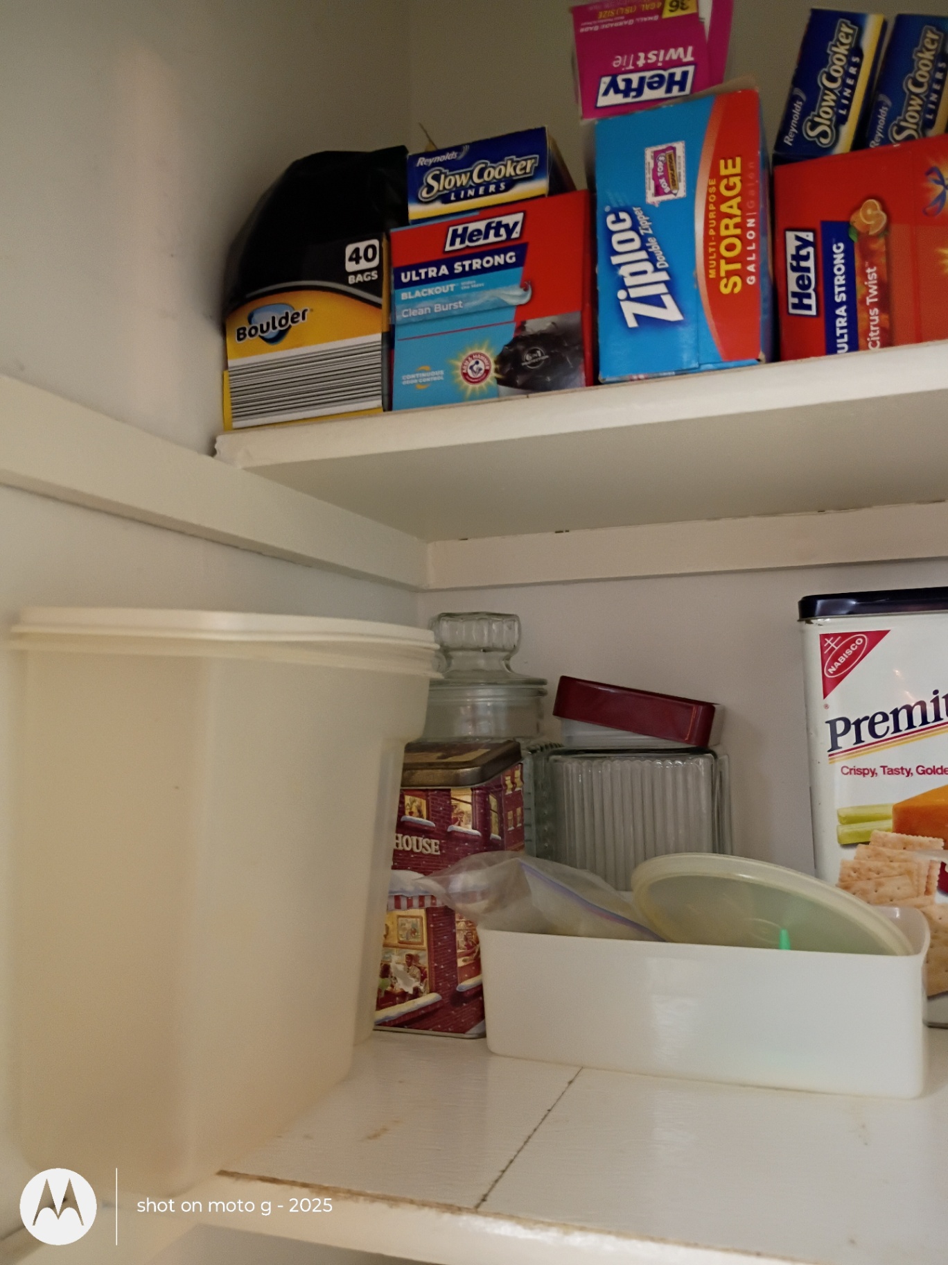 Assorted Food Storage Bags, Wraps, and Kitchen Storage Containers - image 3 of 4