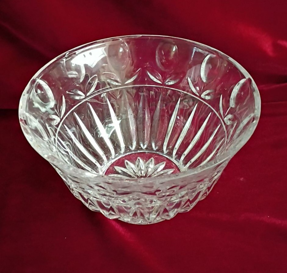 Cut Crystal Serving and Decorative Glassware Set - image 6 of 7