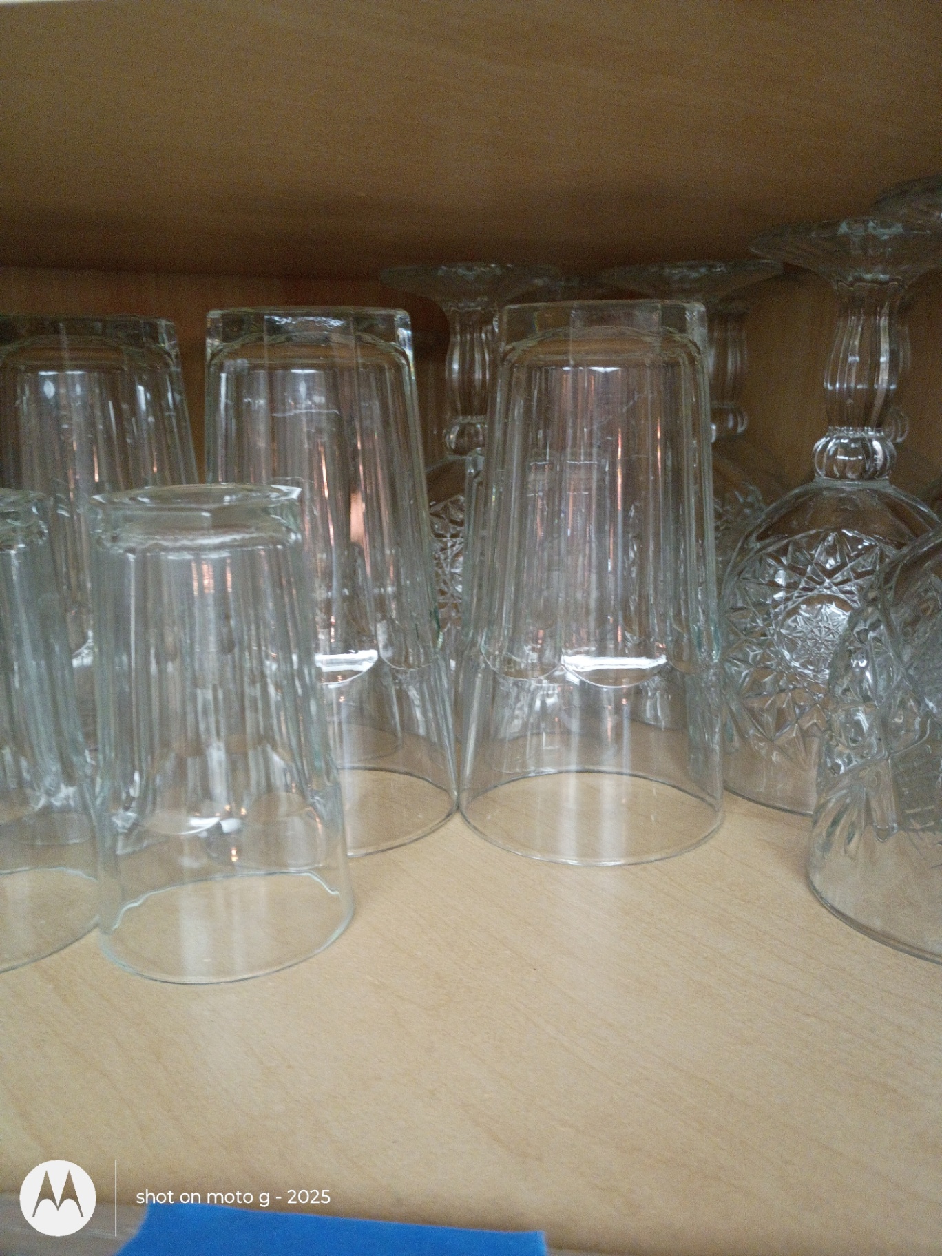 Assorted Drinking Glasses and Stemware - image 4 of 5