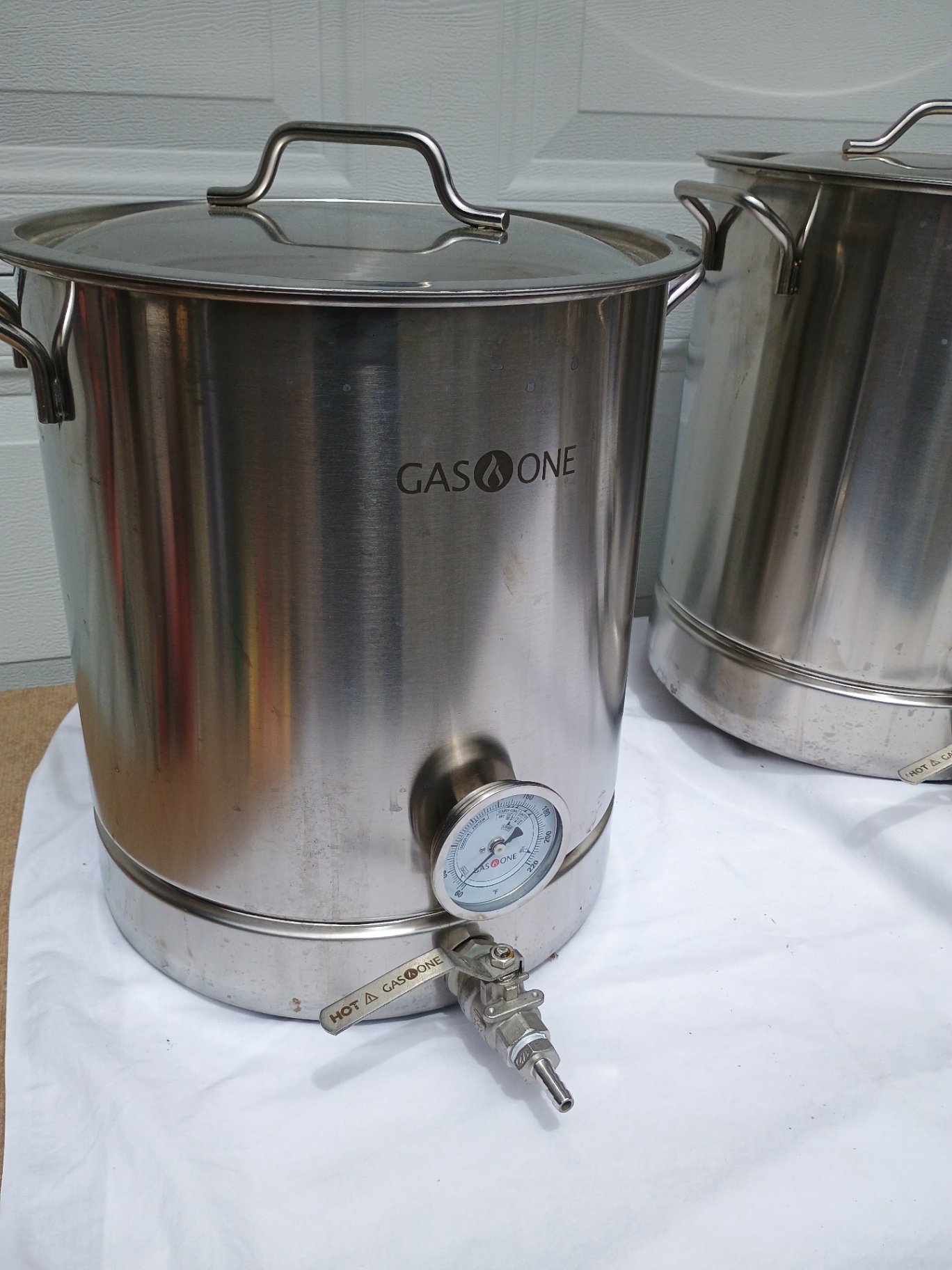 Stainless brewing equipment, chiller - image 2 of 7