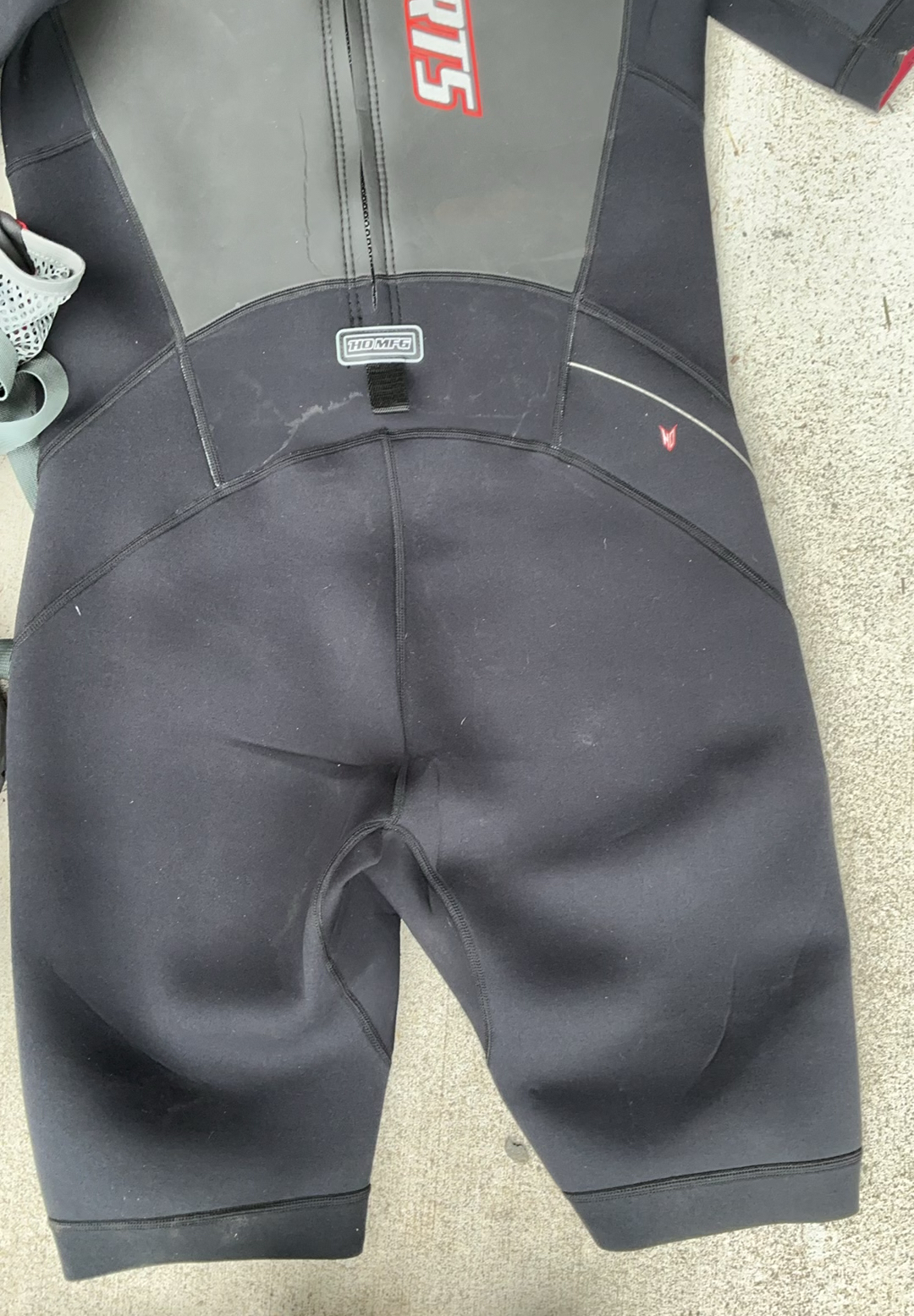 Wetsuit, PFD, neoprene boots, and dry bag set - image 3 of 12