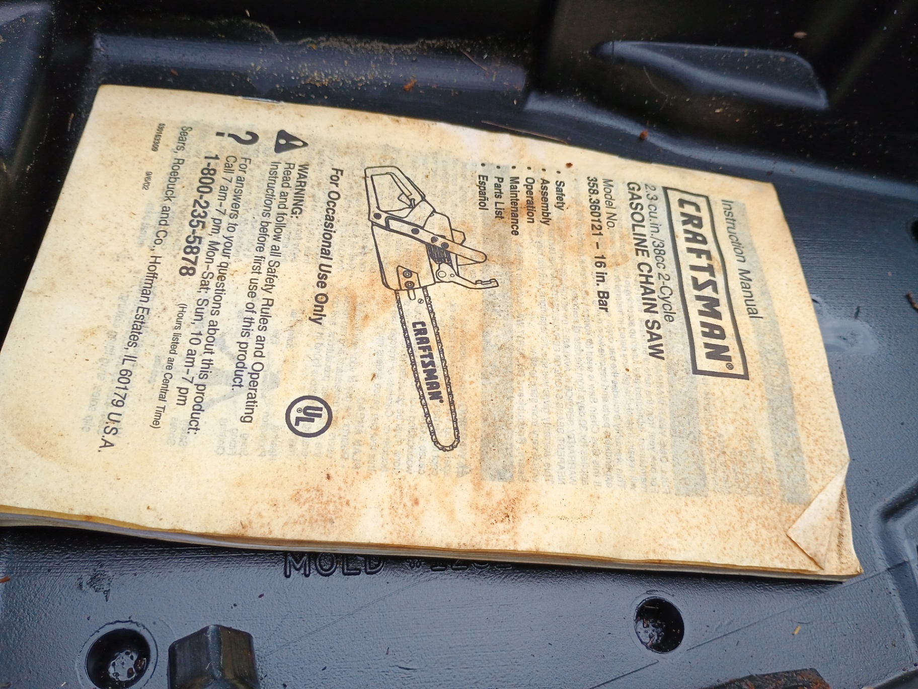 Craftsman gasoline chainsaw - image 4 of 6