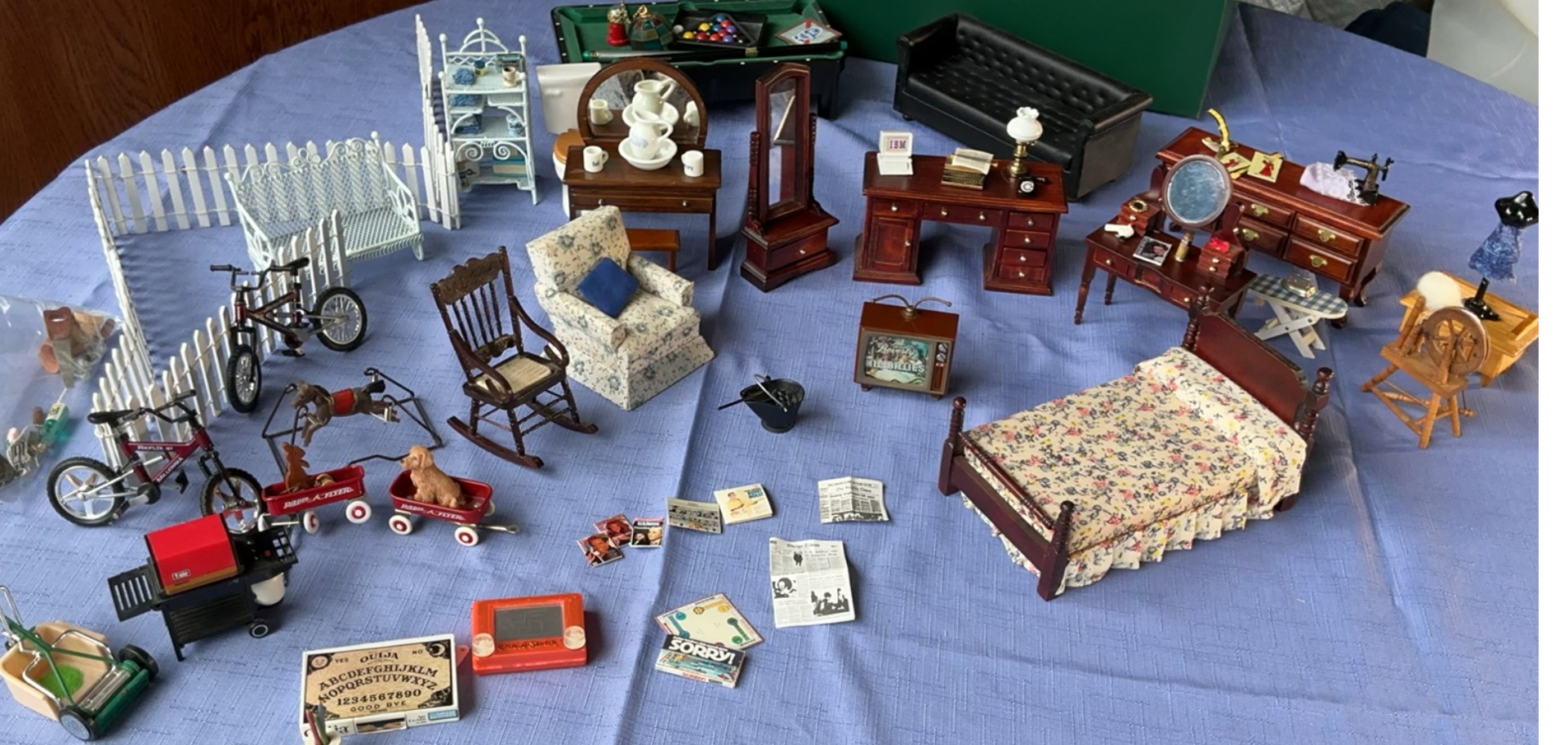 Doll House Furniture And Miniatures - image 1 of 8