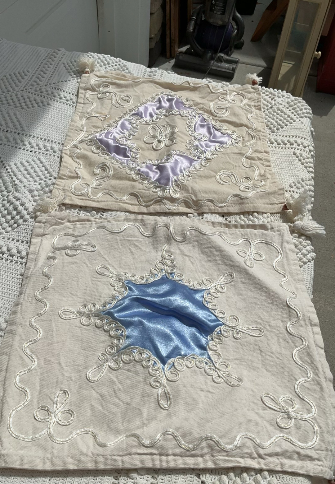 Antique Crocheted Twin Bedspread - image 4 of 4