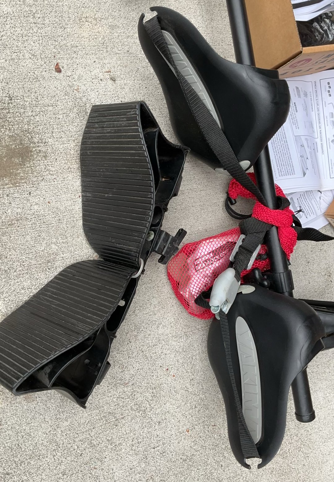Yakima Q25 Kayak Roof rack &  components - image 3 of 6