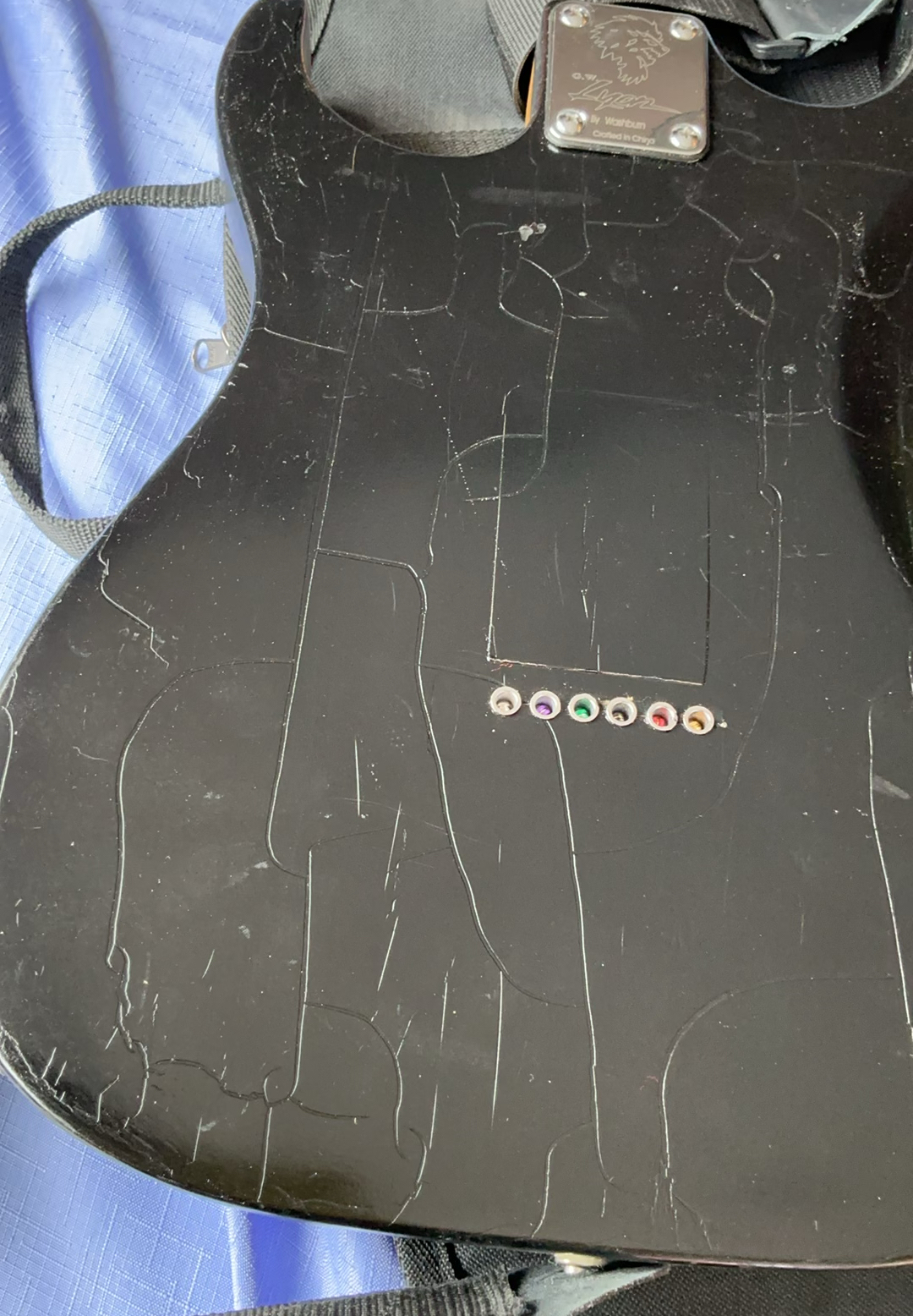 Red electric guitar with Line 6 Spider IV 15 amplifier - image 6 of 11