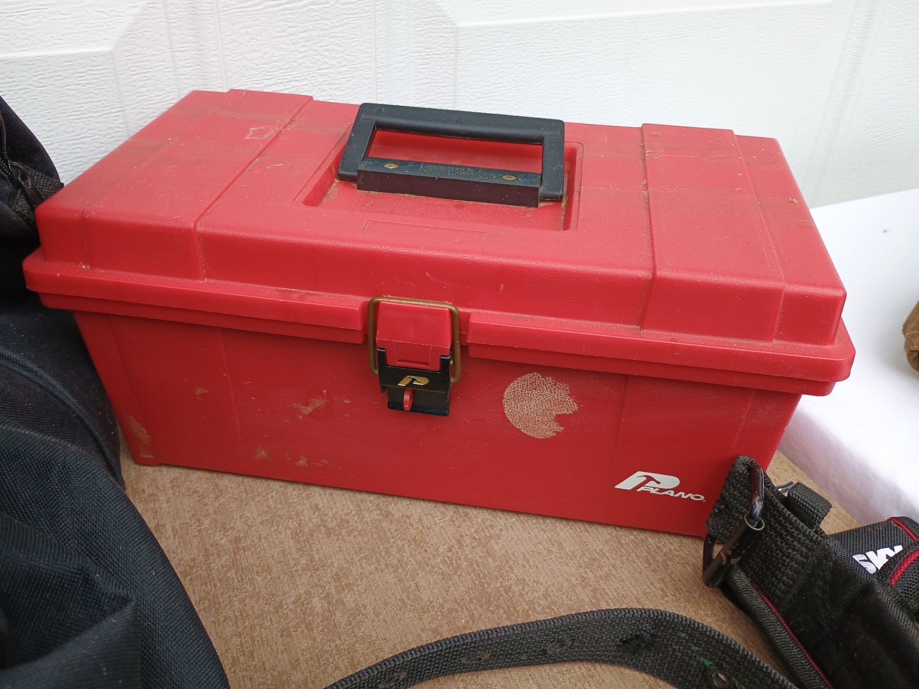 Tool boxes, bags, and accessories - image 6 of 7