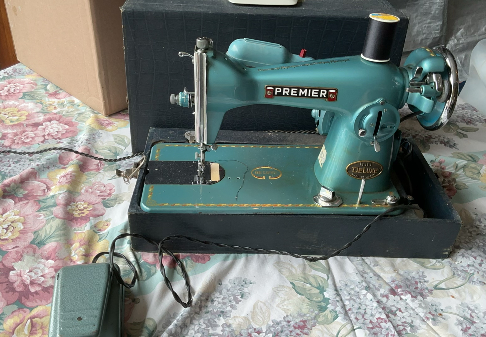 Vintage Premier 100 Deluxe Sewing Machine with Motor in Case - image 1 of 8