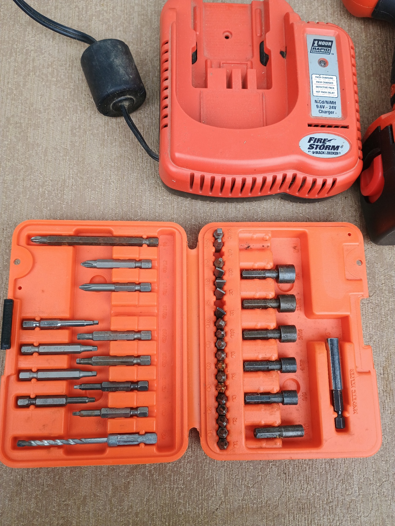 2 18v black and decker drills - image 3 of 8